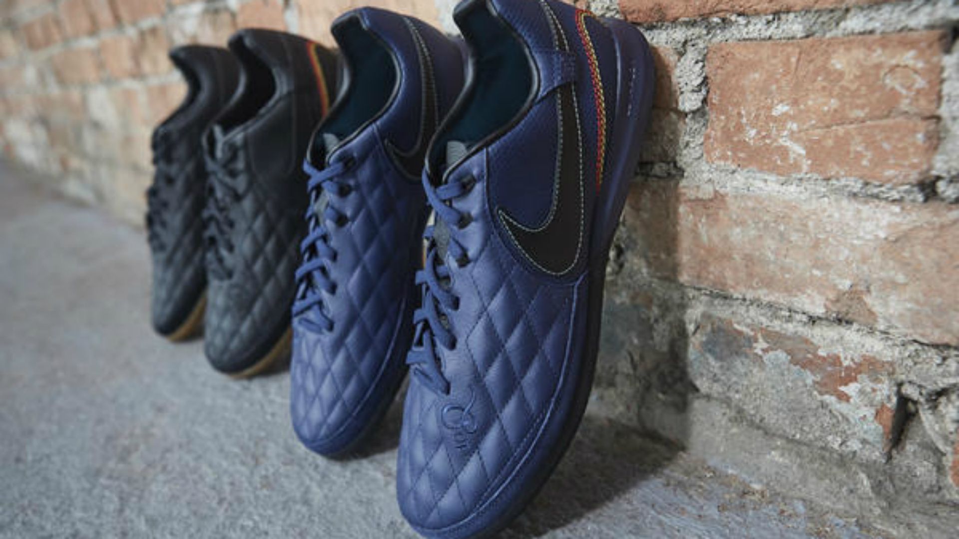 Ronaldinho / Chuteira Nike 10R City Collection / 26 01 18