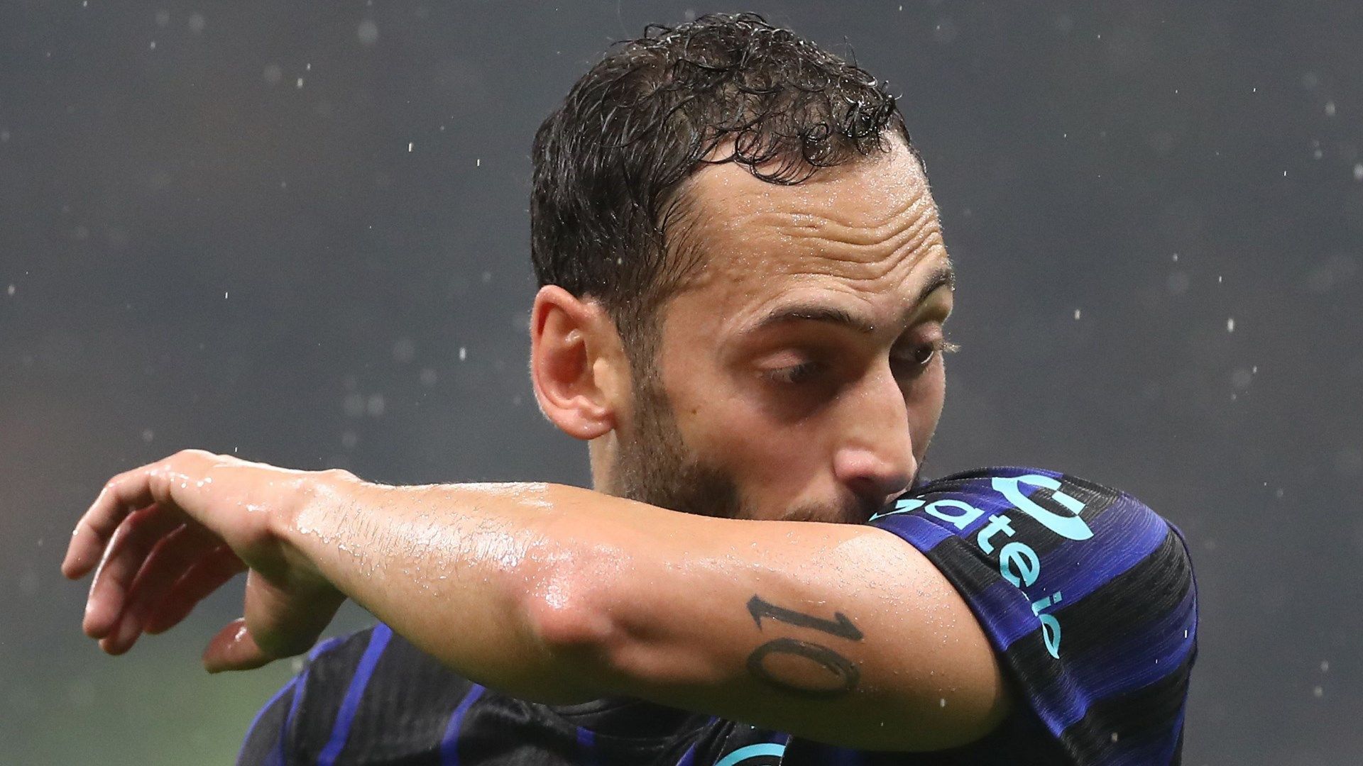 Hakan Calhanoglu Inter 2025