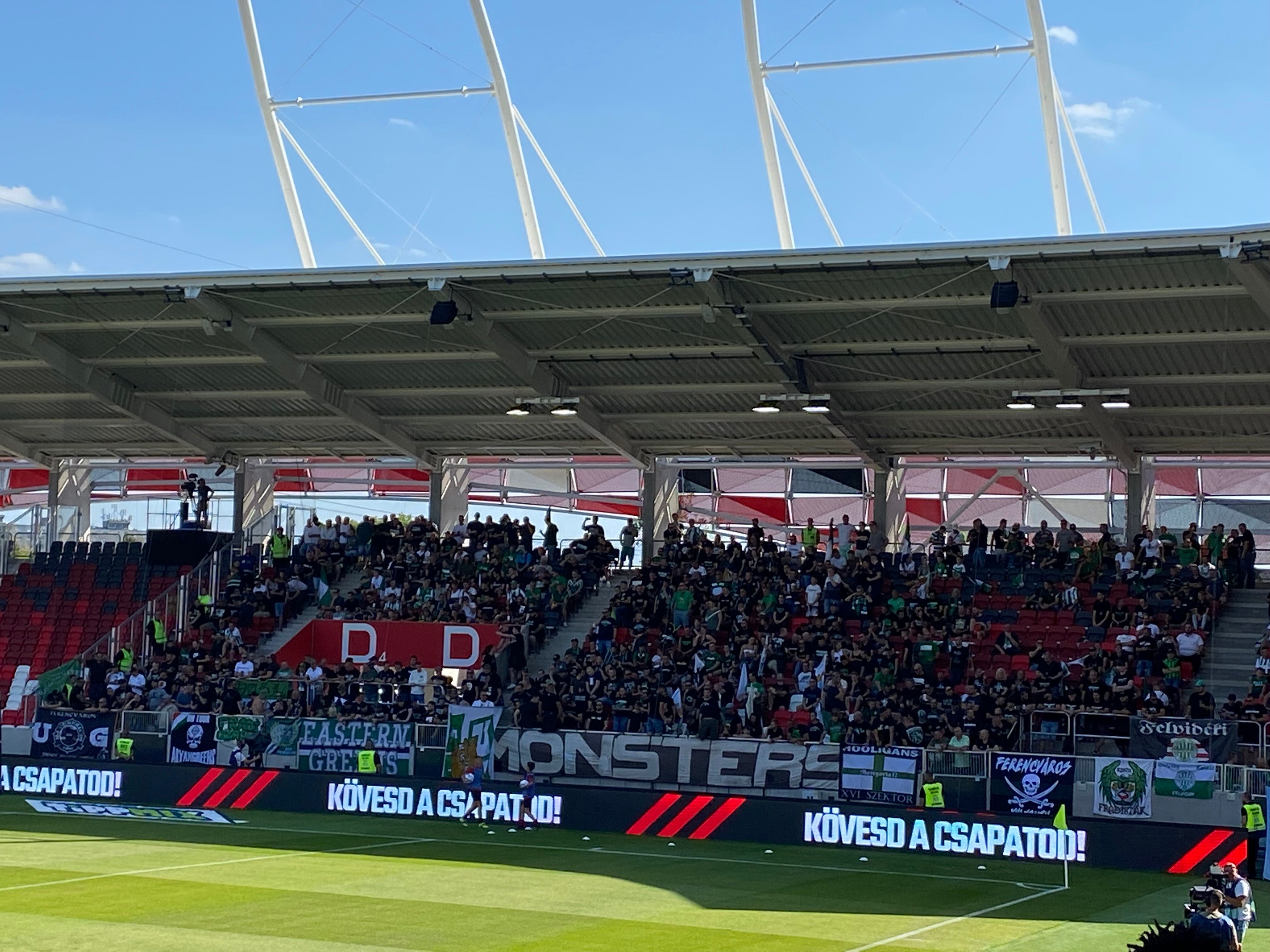 Honvéd–FTC szurkolók