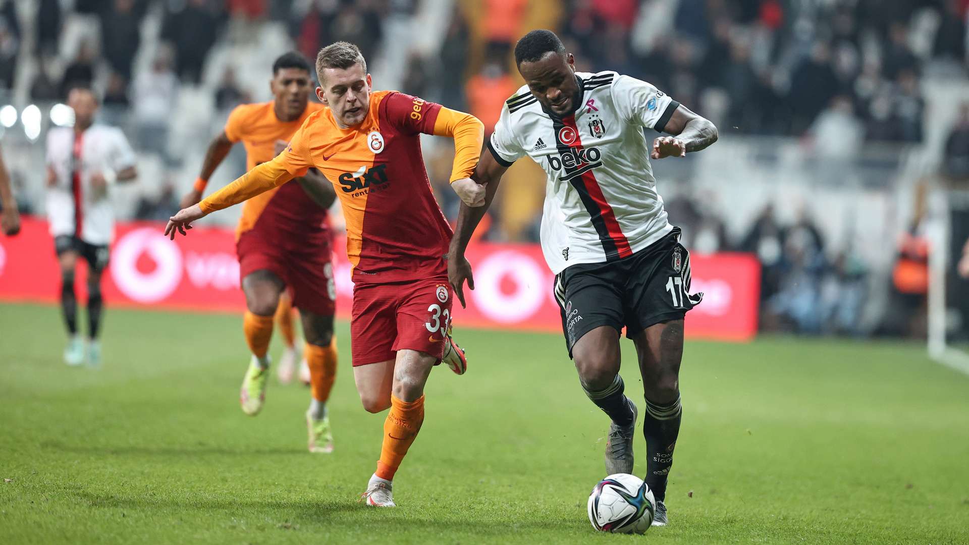 Beşiktaş vs Galatasaray. 10.25.2021