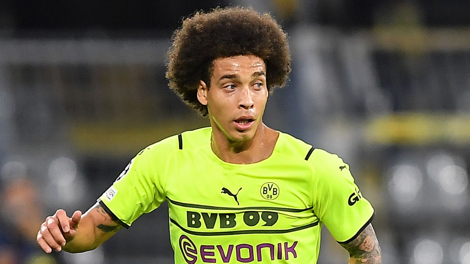 AXEL WITSEL BORUSSIA DORTMUND