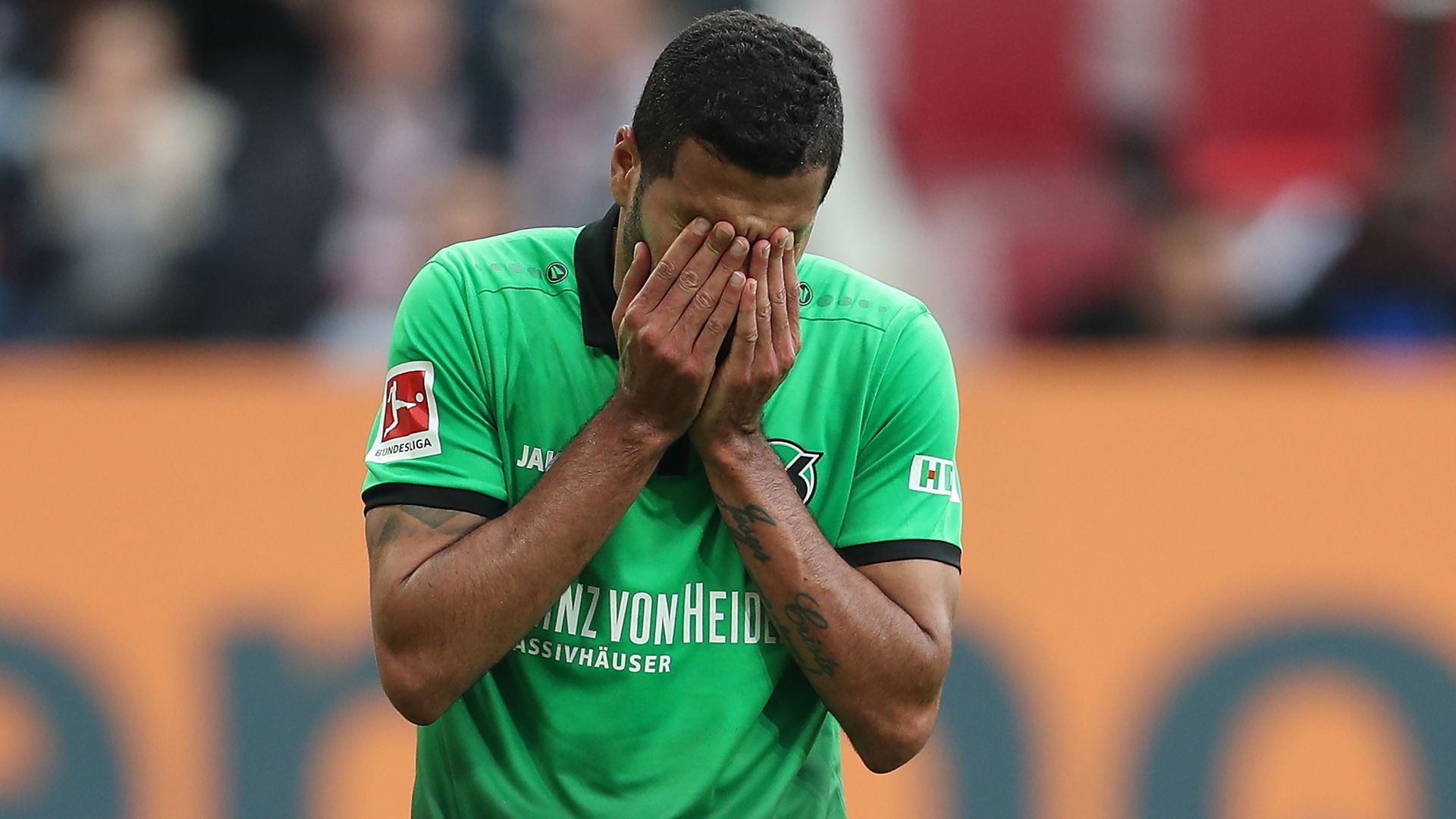 Jonathas Hannover Augsburg Bundesliga 10212017