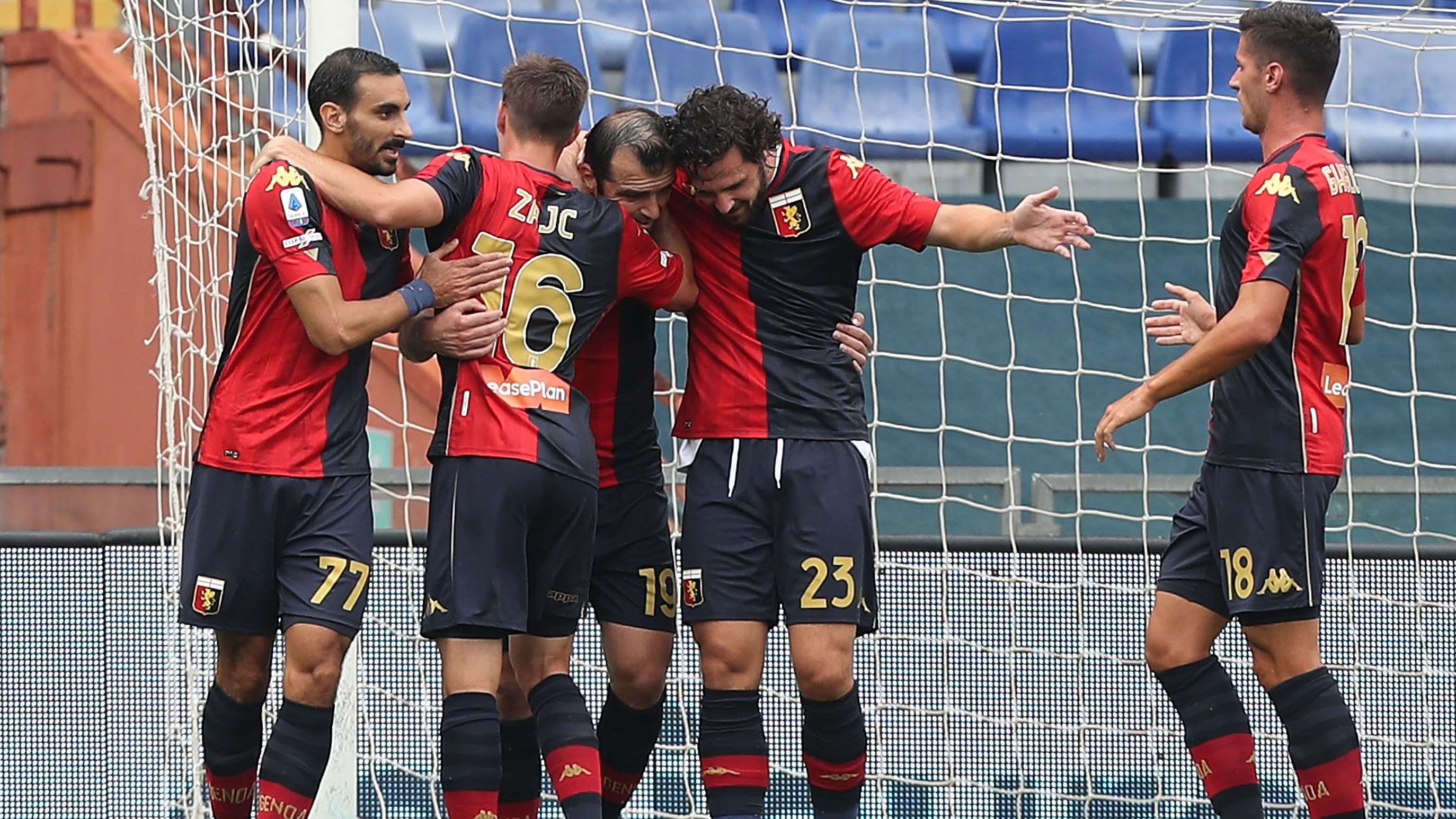 Mattia Destro Miha Zajc Genoa
