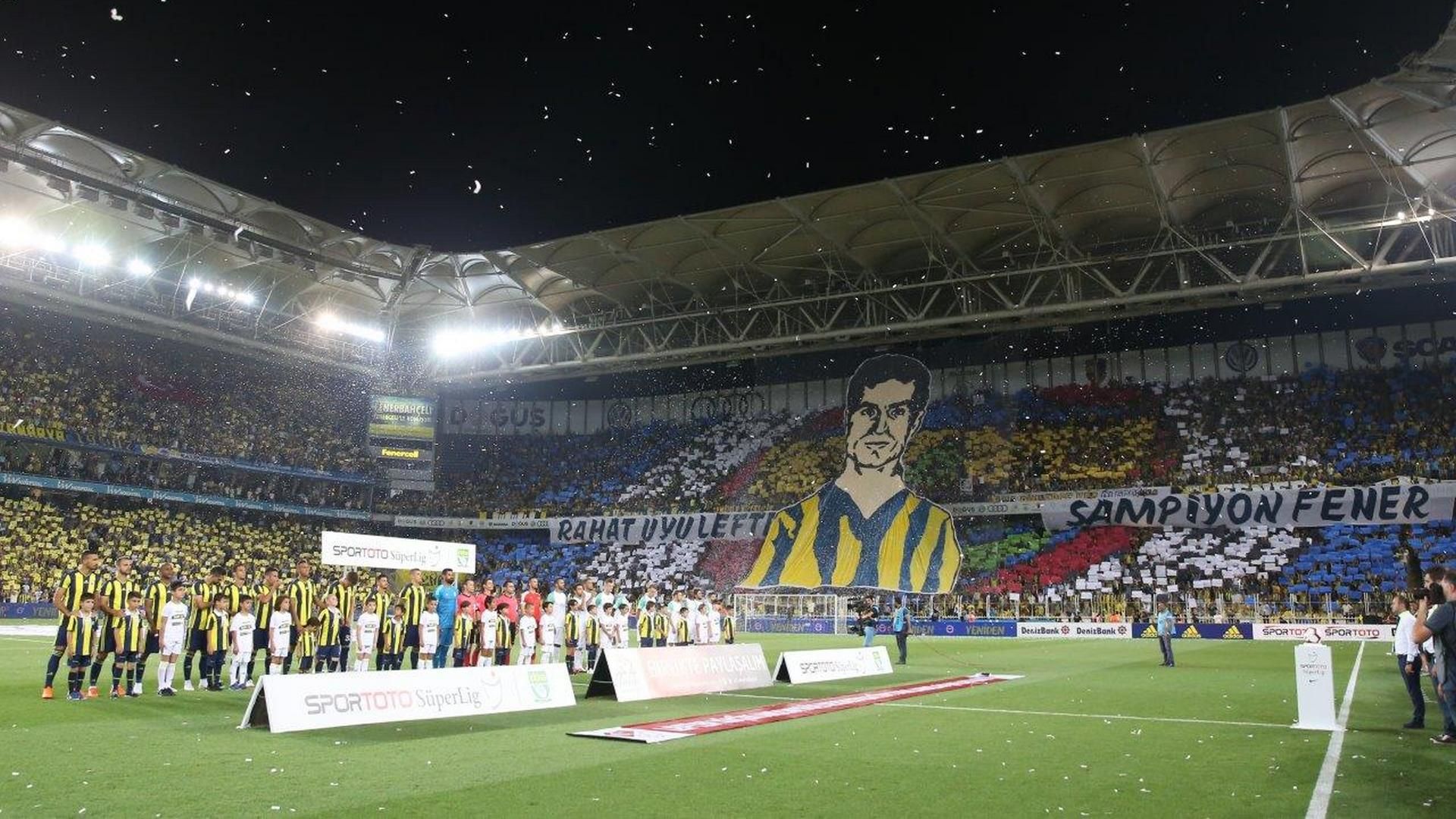 Fenerbahce fans 8112018