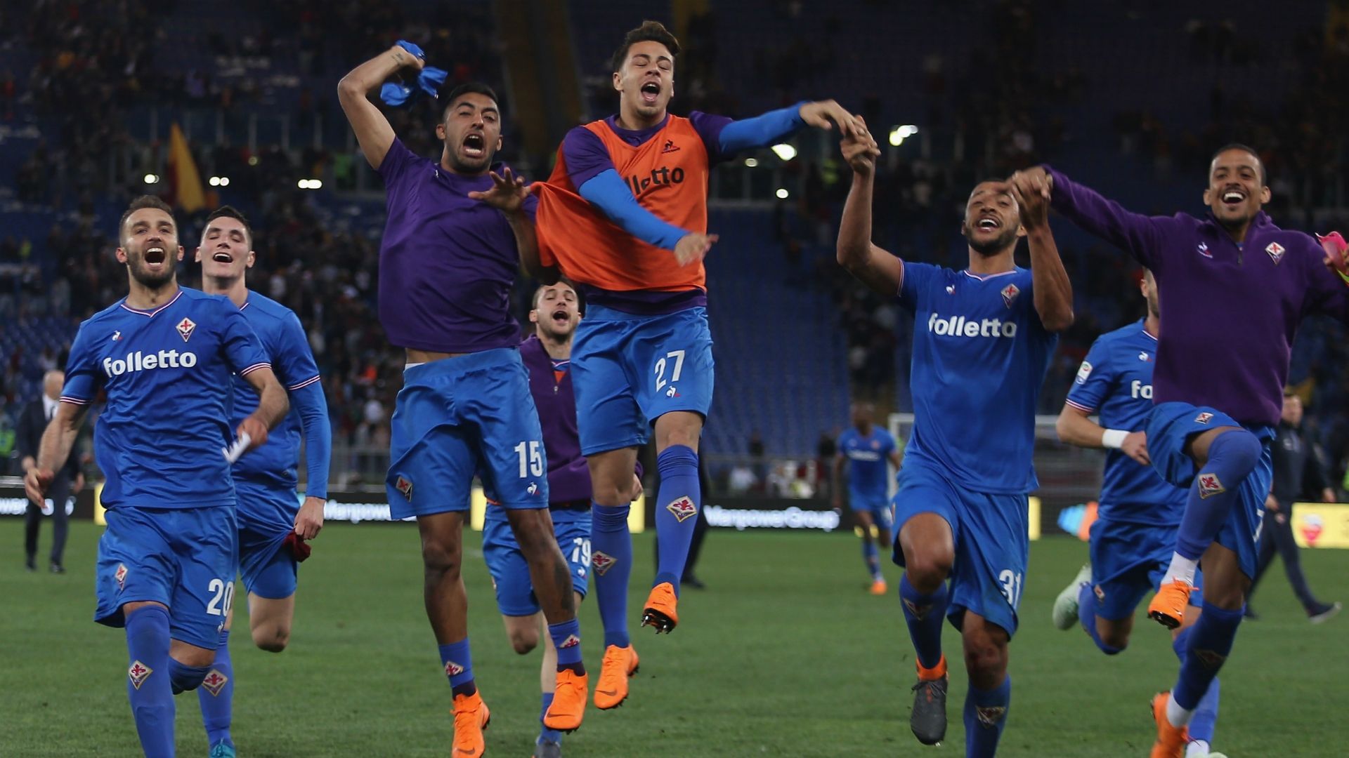 Fiorentina celebrating against Roma Serie A
