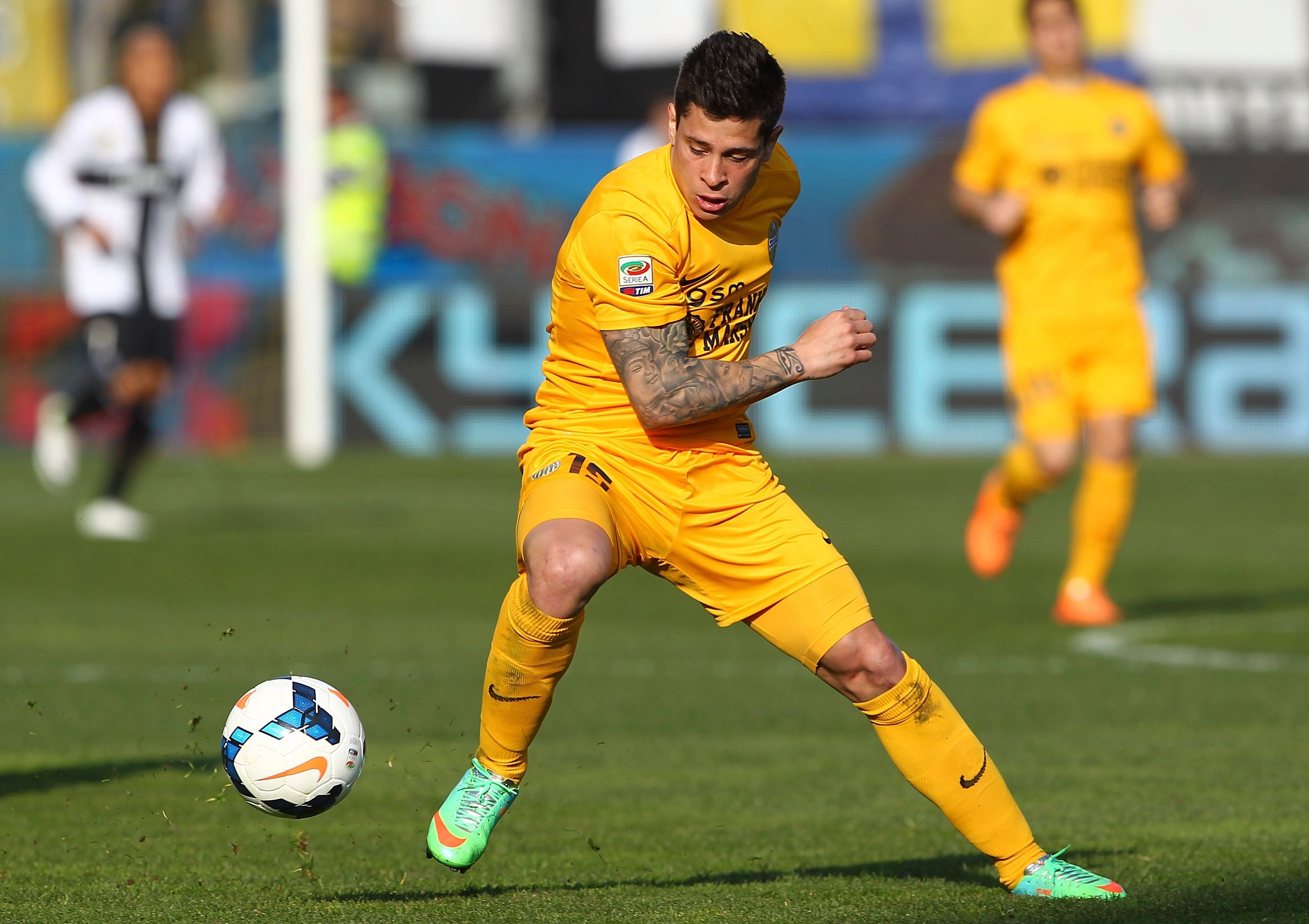Verona forward Juan Manuel Iturbe