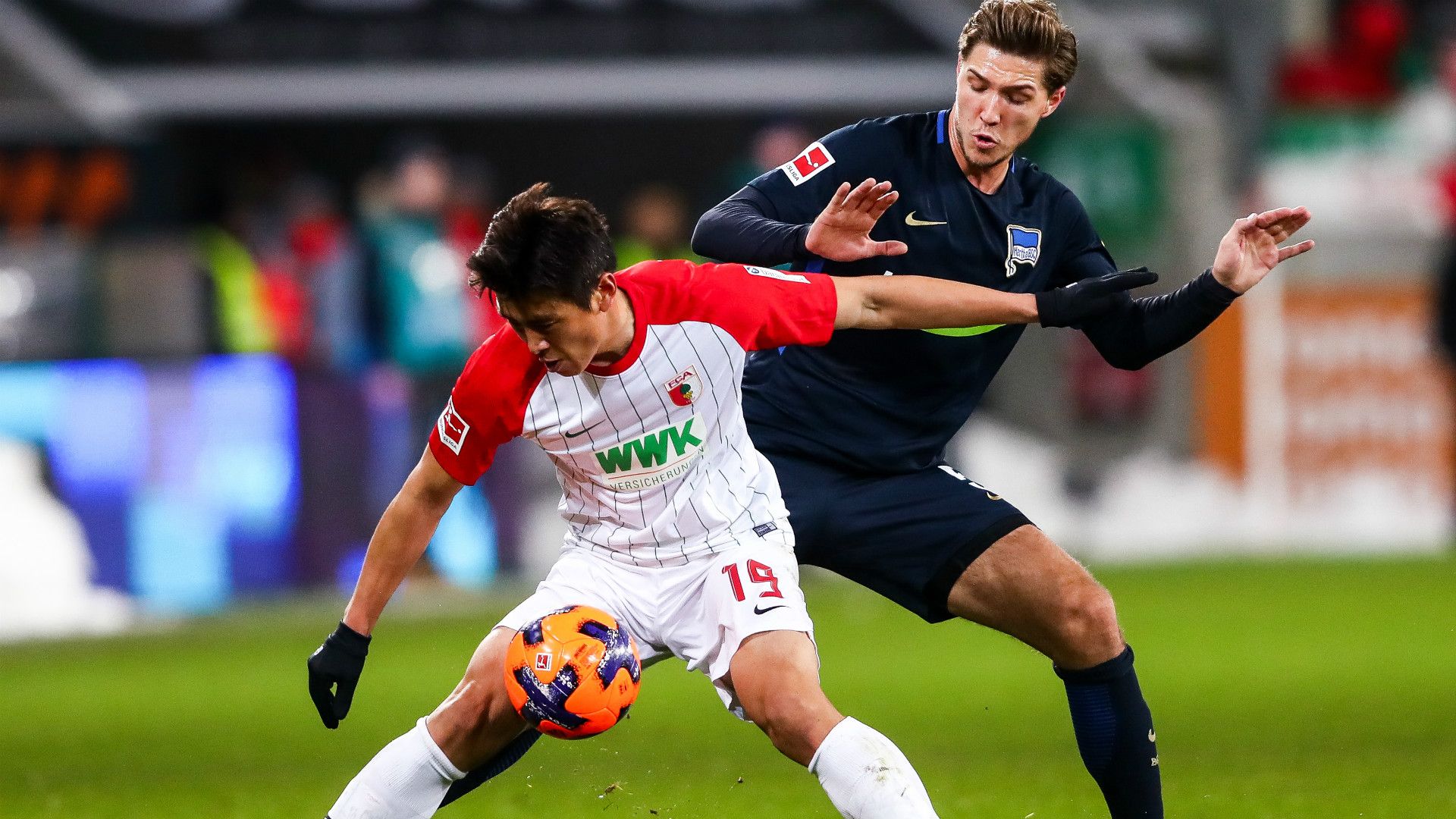JA CHEOL KOO AUGSBURG NIKLAS STARK HERTHA BERLIN GERMAN BUNDESLIGA 10122017