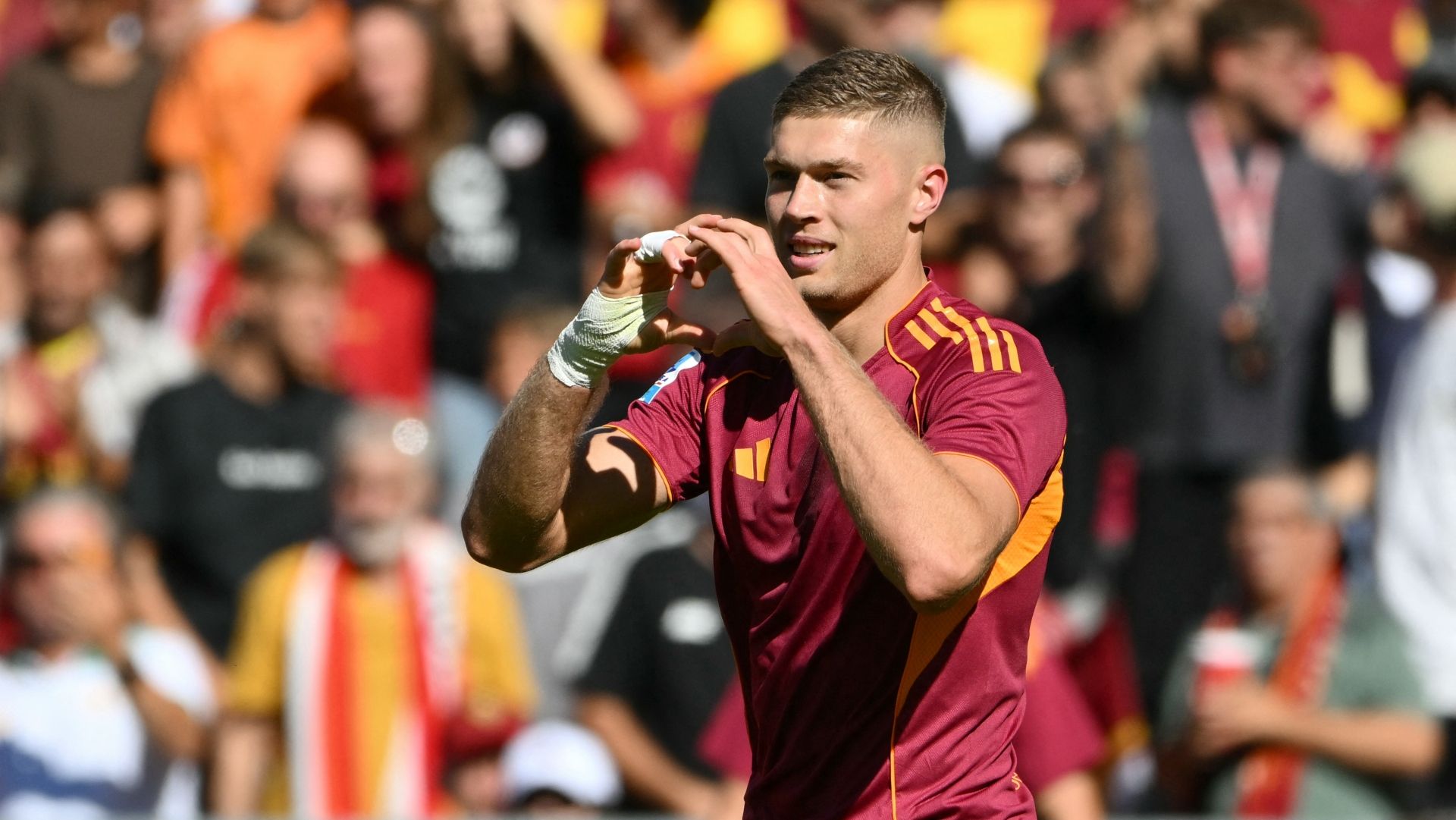 Artem Dovbyk Roma Verona 28092025