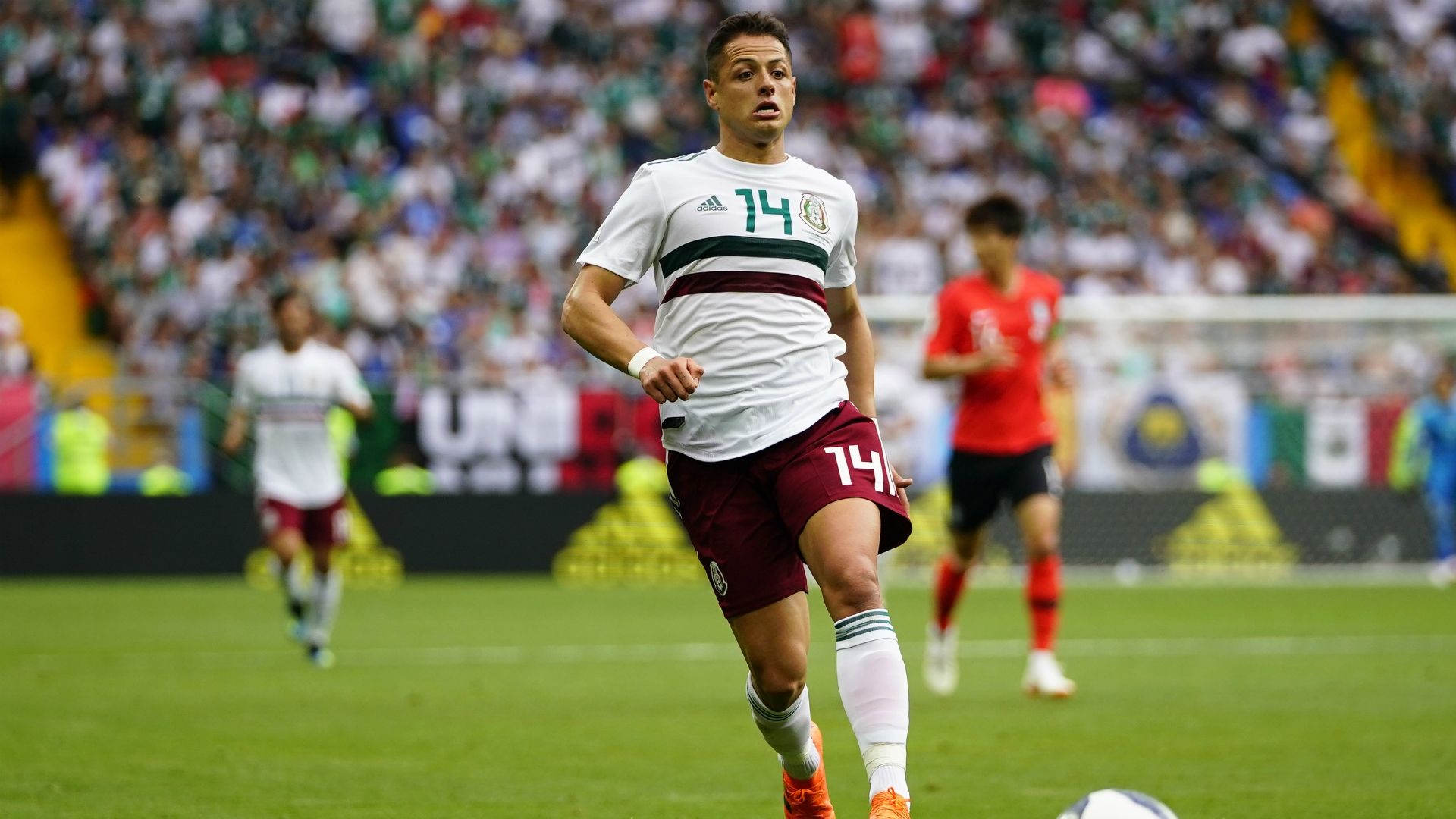 Chicharito Hernández