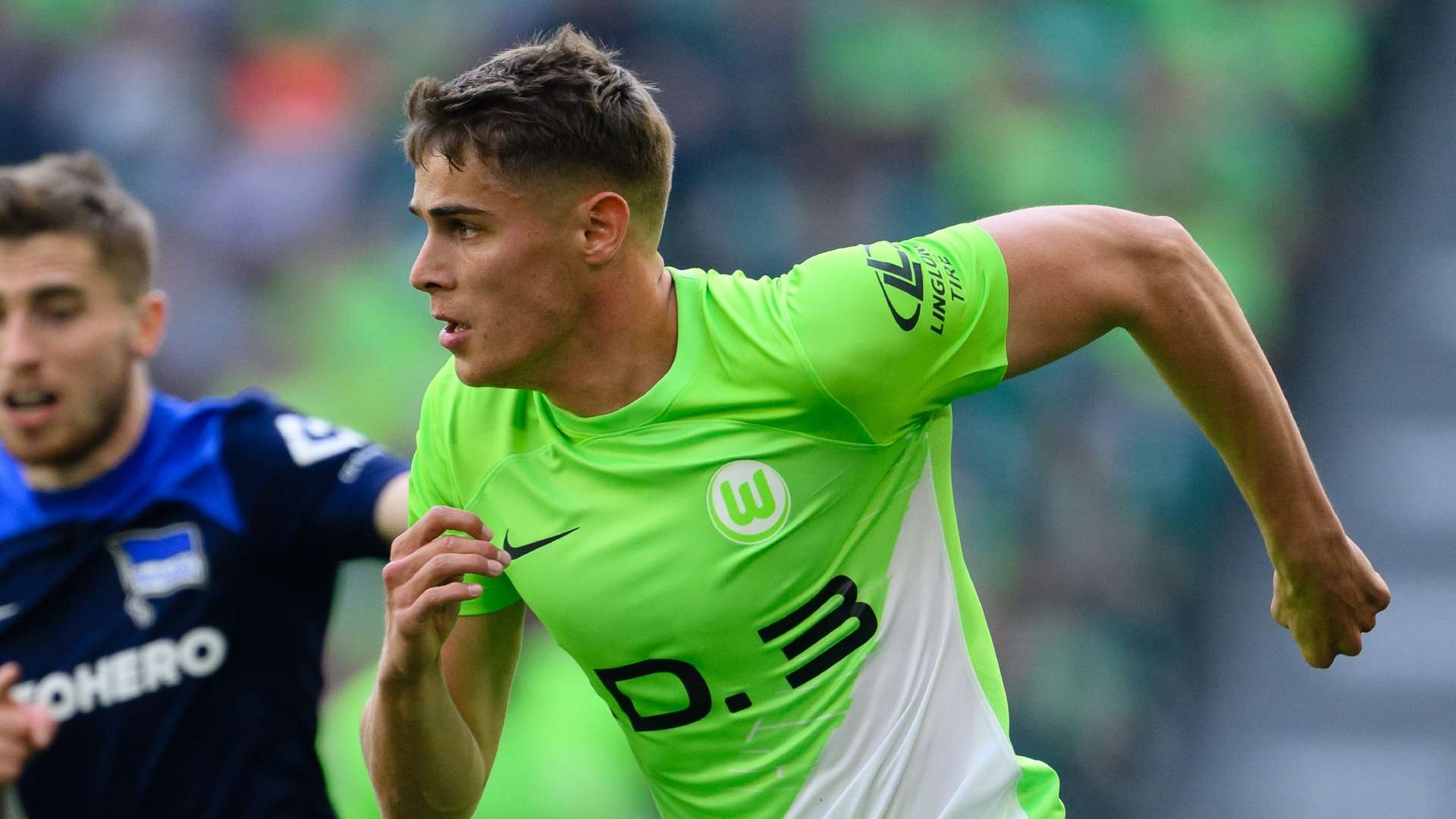 Micky van de Ven Wolfsburg 2022-23