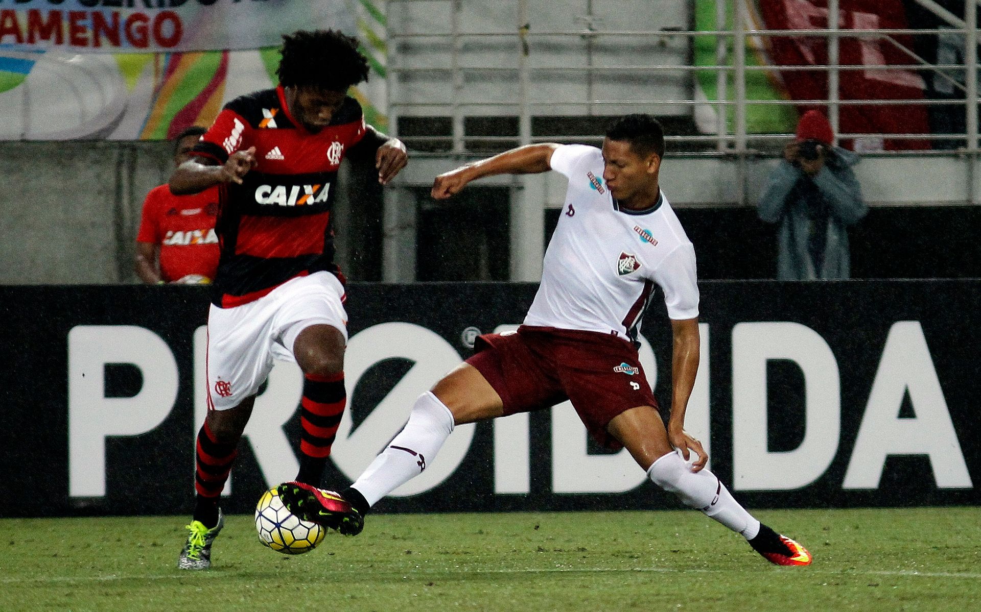 18omb5ocyurbg18uriryt1qhu1