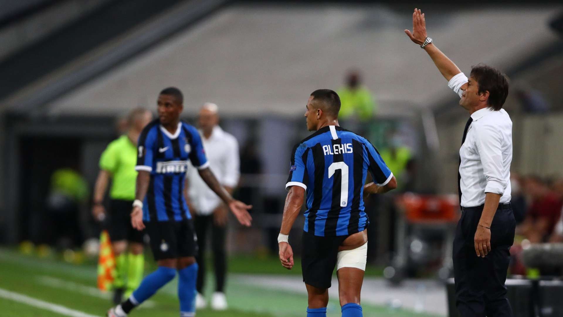 Alexis lesión Bayer Inter 100820 Conte