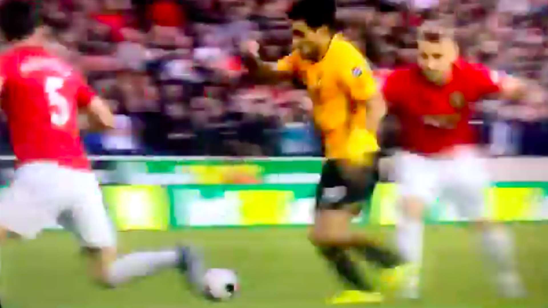 Raúl Jiménez - Maguire