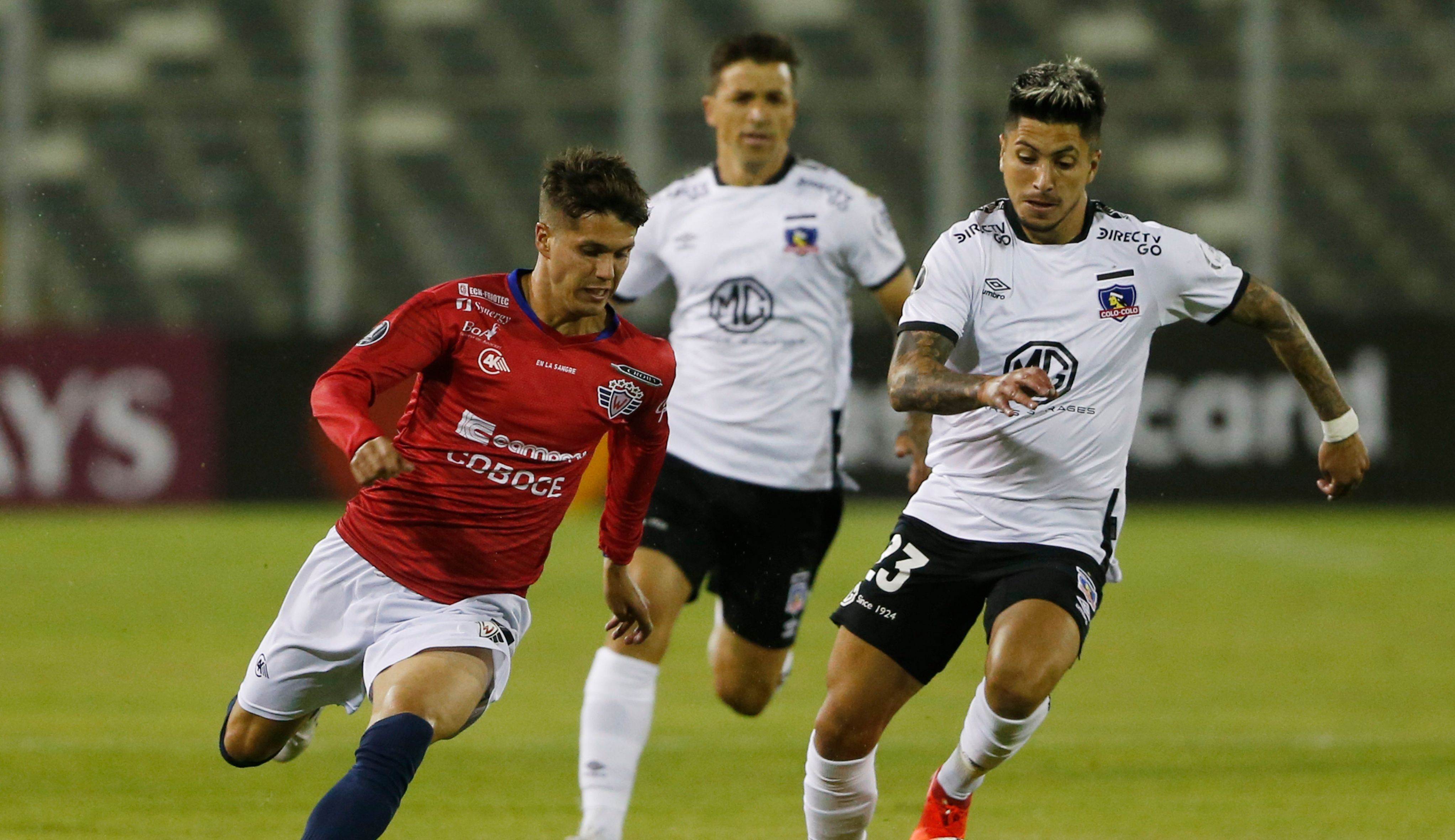 201020 Colo Colo Wilstermann Brayan Véjar y Gabi Costa