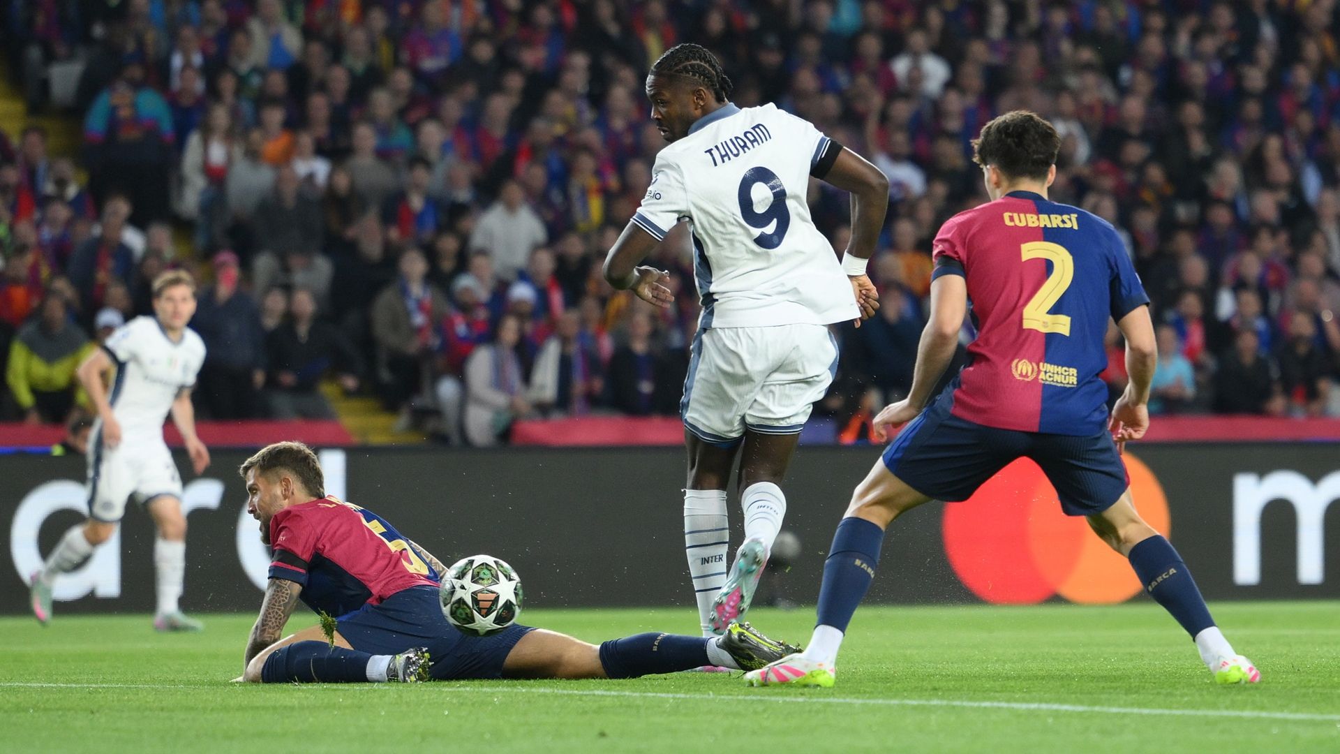 Barcelona Inter Thuram
