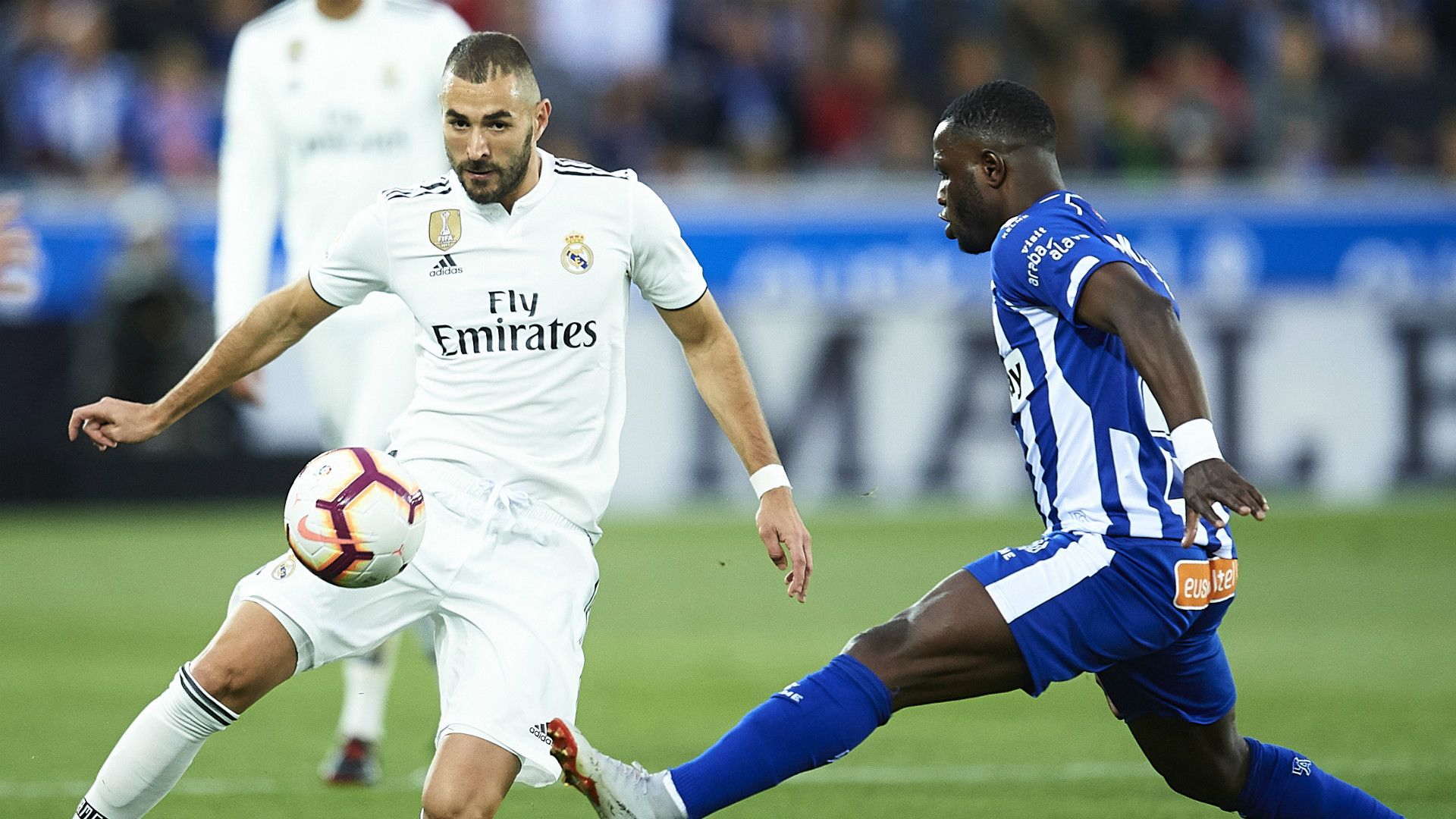 BENZEMA ALAVES REAL MADRID LALIGA