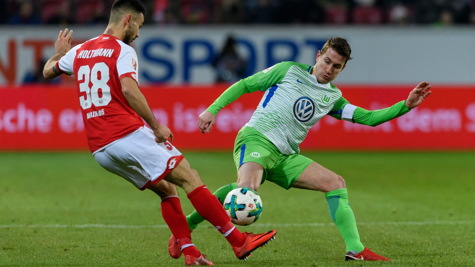 GERRIT HOLTMANN MAINZ PAUL VERHAEGH WOLFSBURG GERMAN BUNDESLIGA 23022018