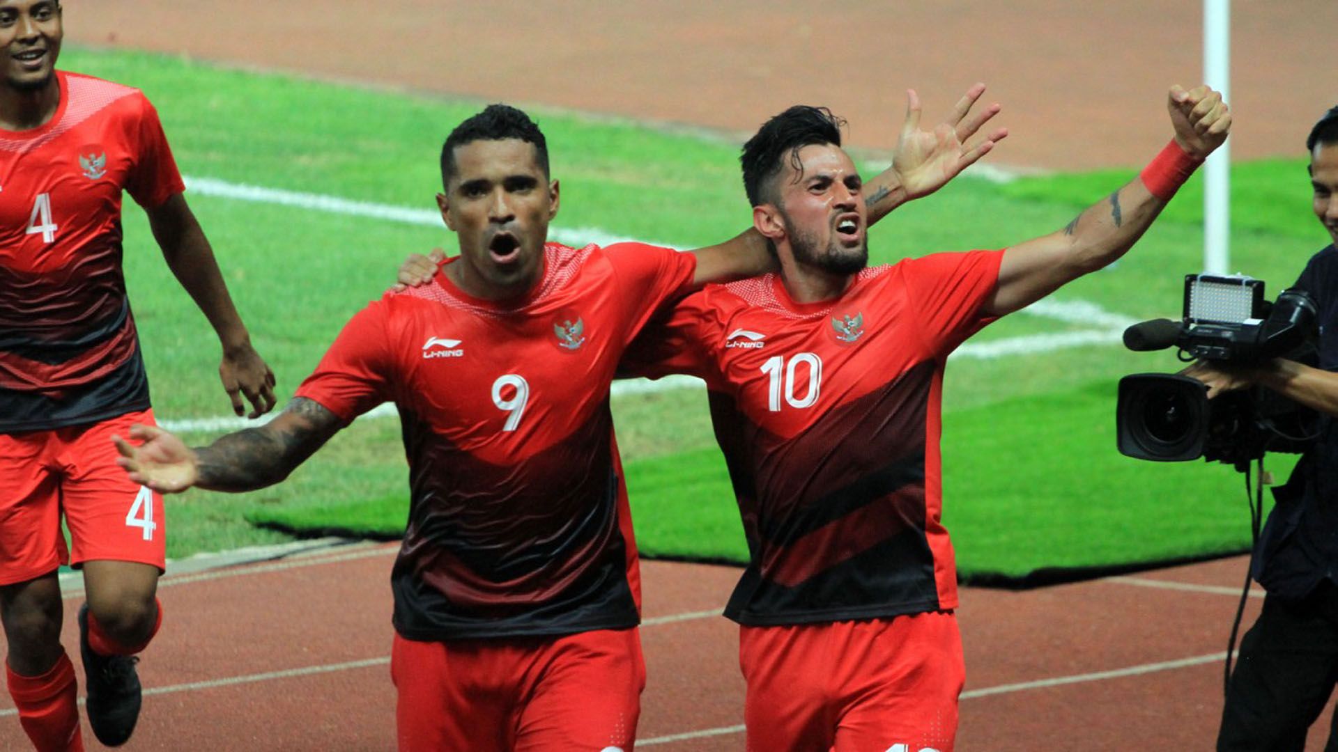 Cina Taipei v Indonesia Asian Games 2018 Stefano Lilipaly & Alberto Goncalves