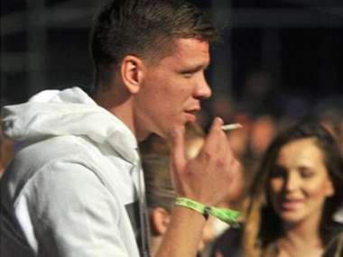 Szczesny Smoking