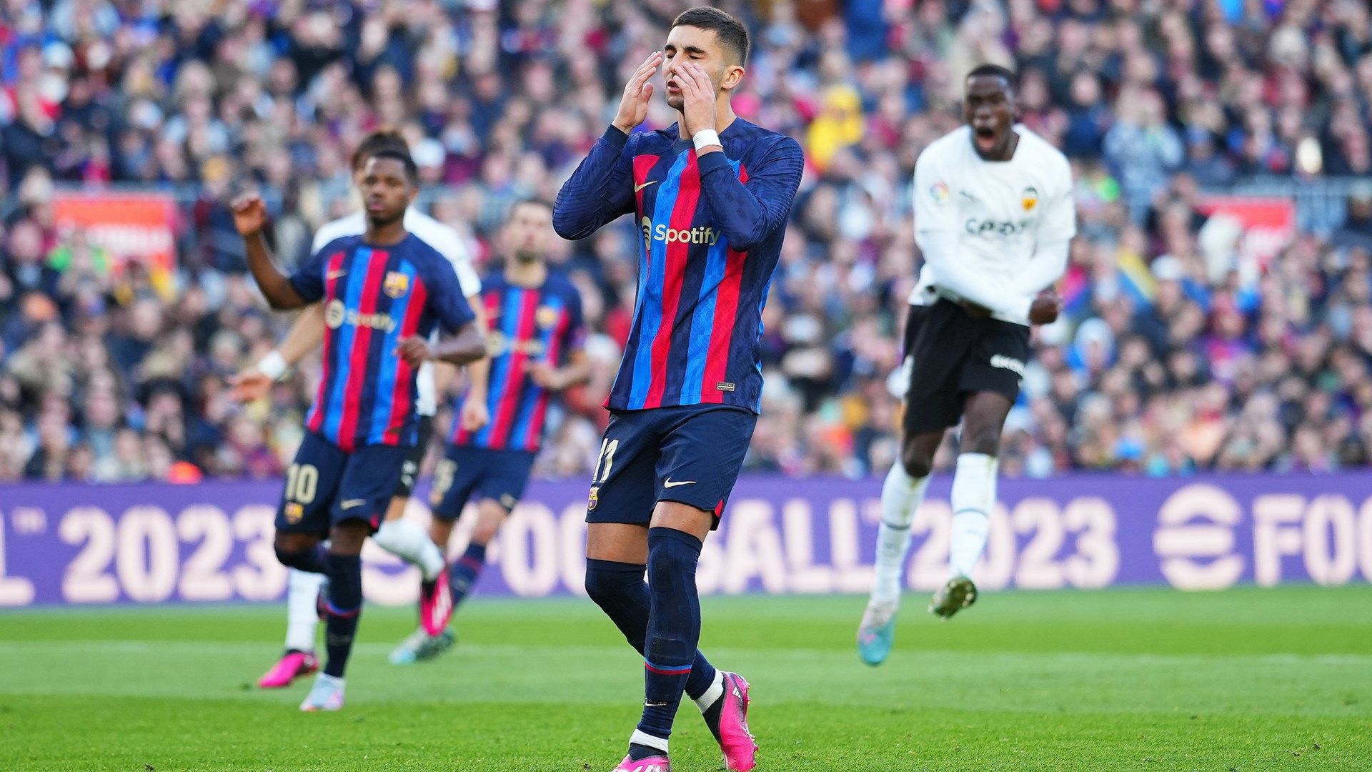 Ferran Torres Barcelona 2022-23