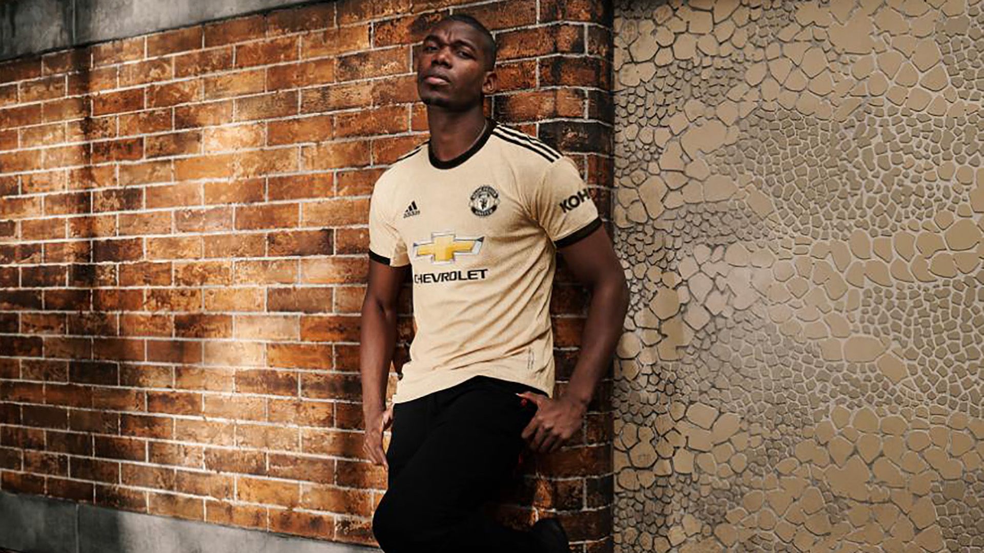 Paul Pogba Manchester United third kit 2019-20
