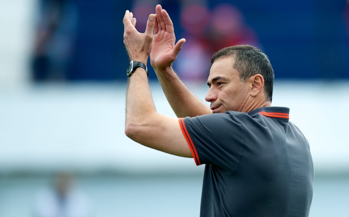 Clemer - Internacional 10062013