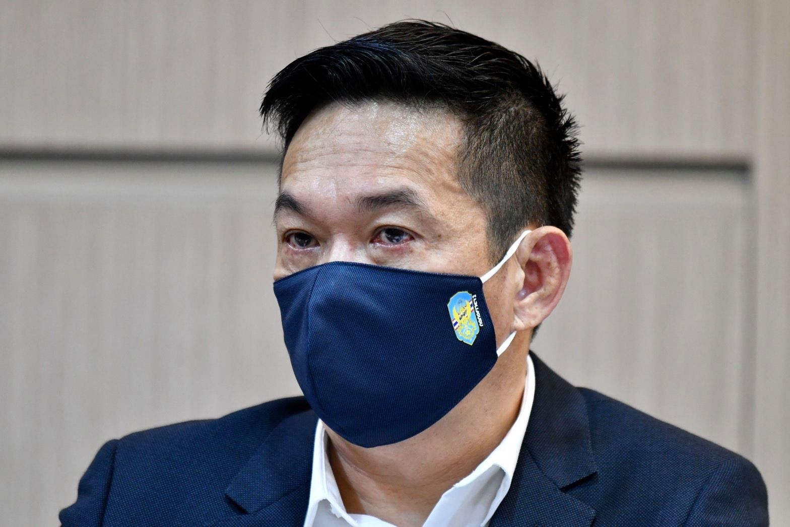 อดิศักดิ์ เบ็ญจศิริวรรณ