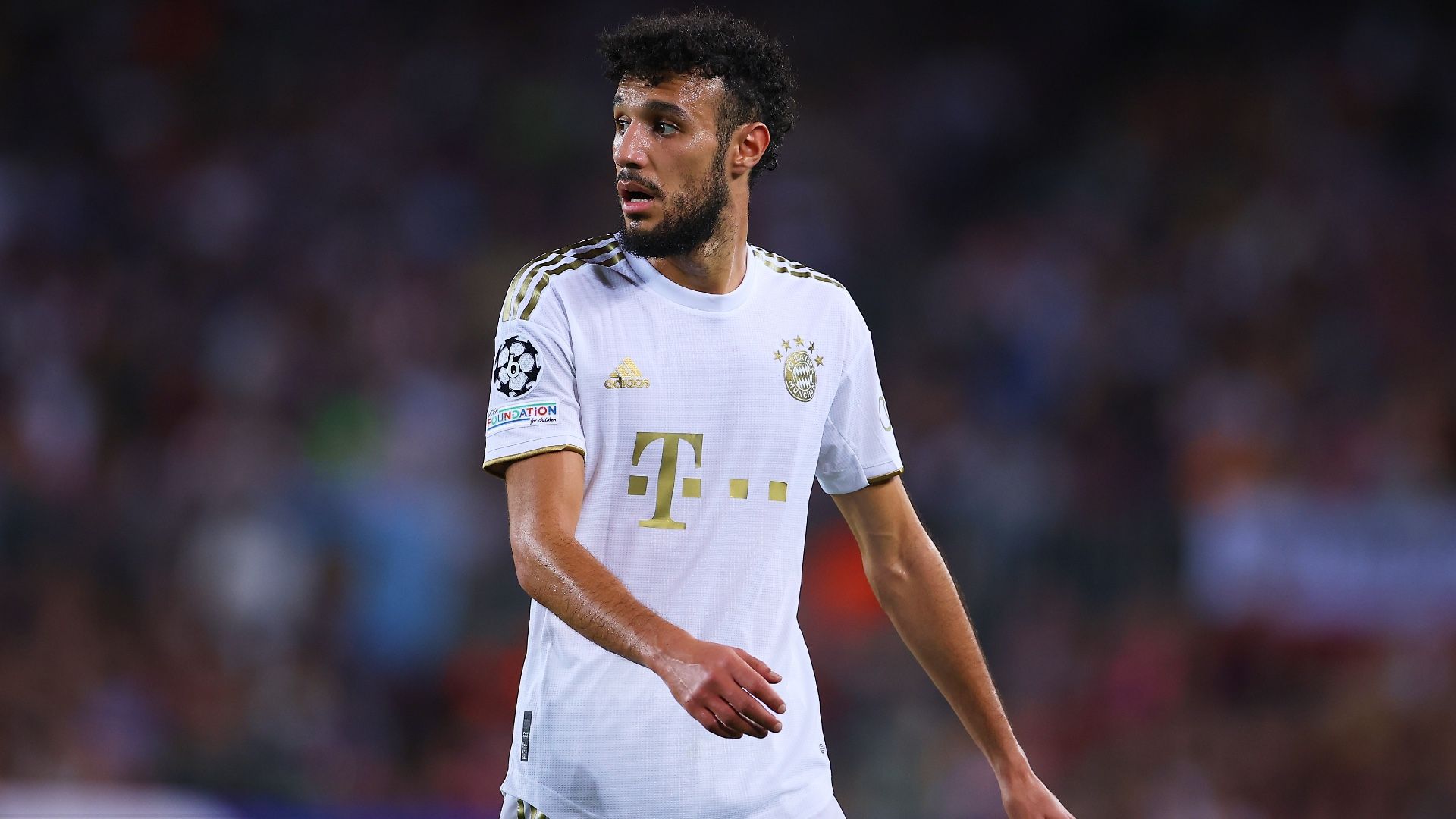 Noussair Mazraoui FC Bayern 2022