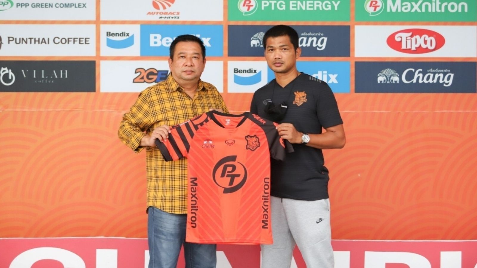 อิสระ ศรีทะโร