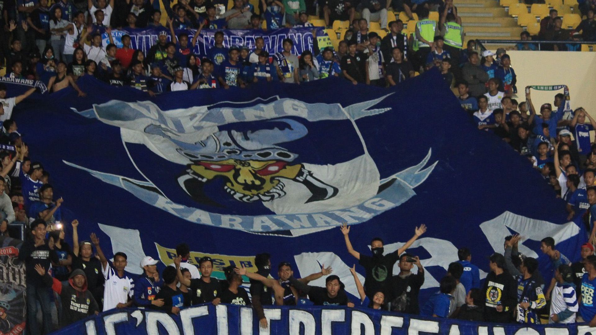 Suporter Persib Bandung - Bobotoh