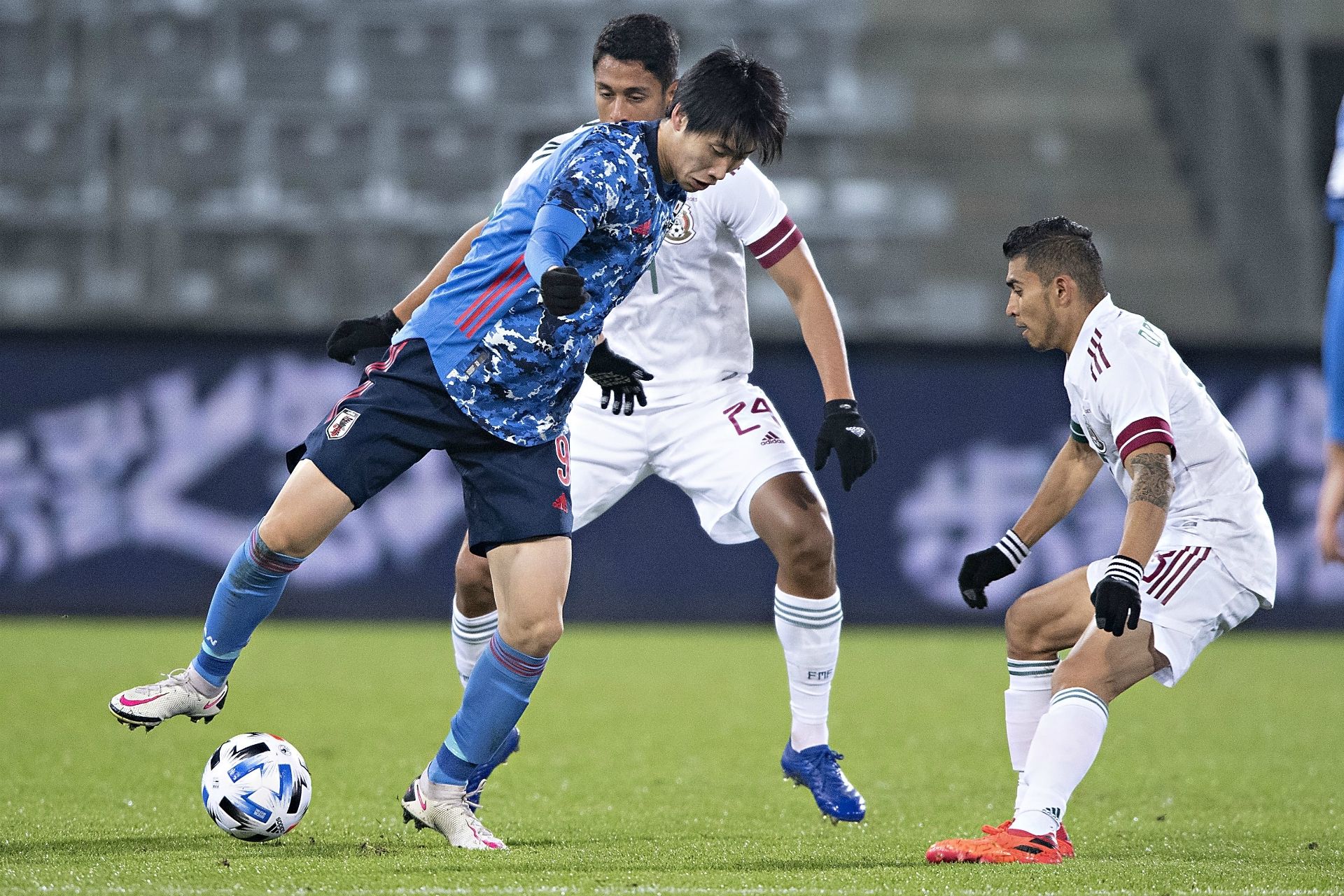 Orbelín Pineda, Luis Romo / México vs Japón