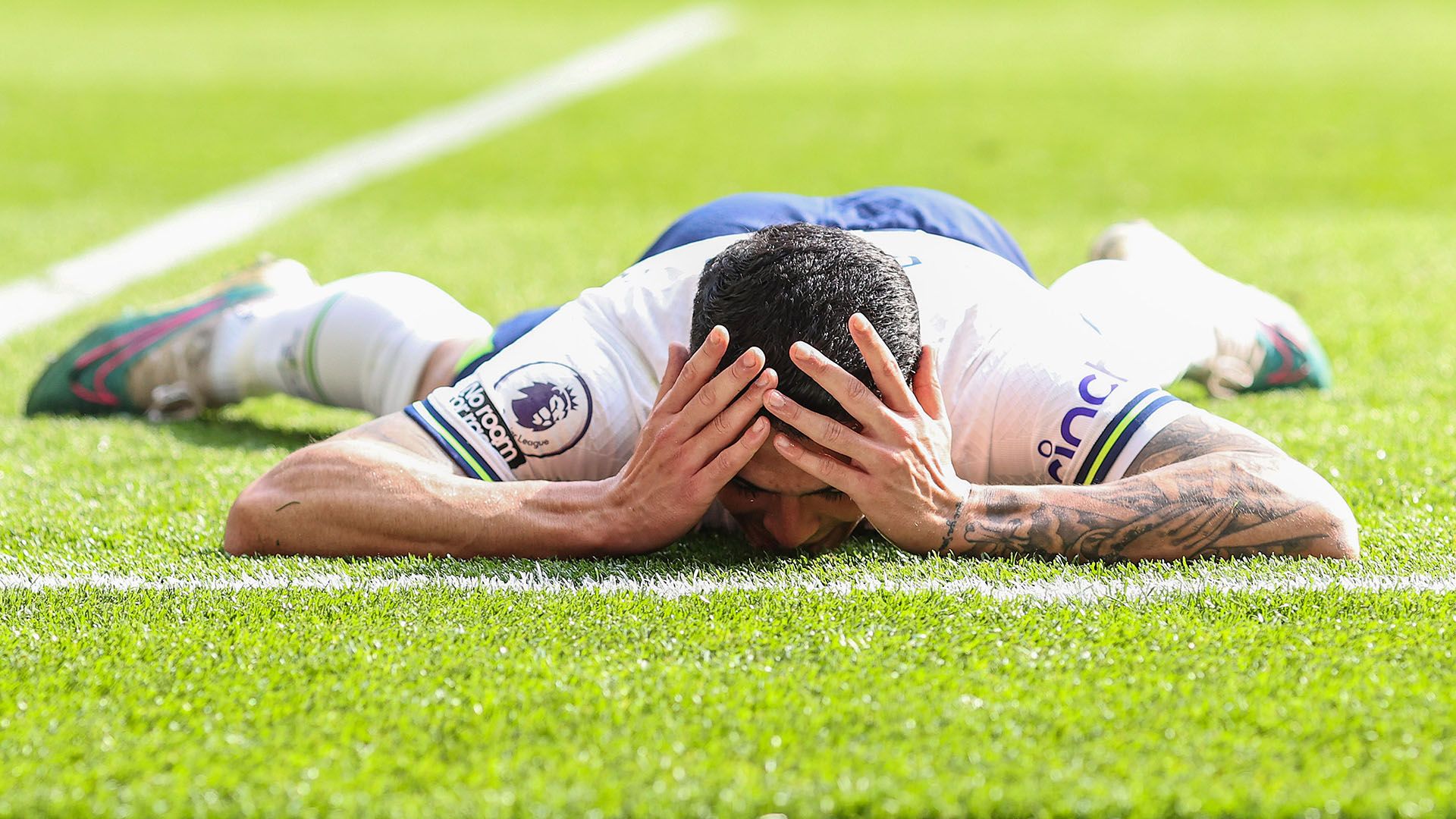 Pedro Porro Tottenham Bournemouth 2022-23