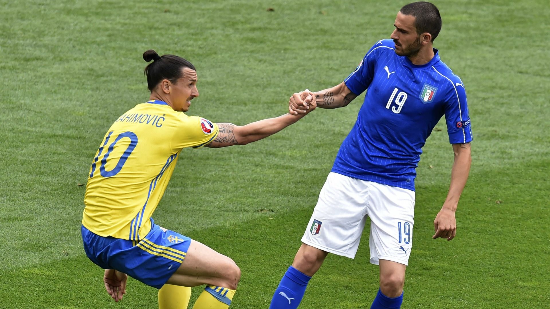 Leonardo Bonucci Zlatan Ibrahimovic Italy Sweden Euro 2016
