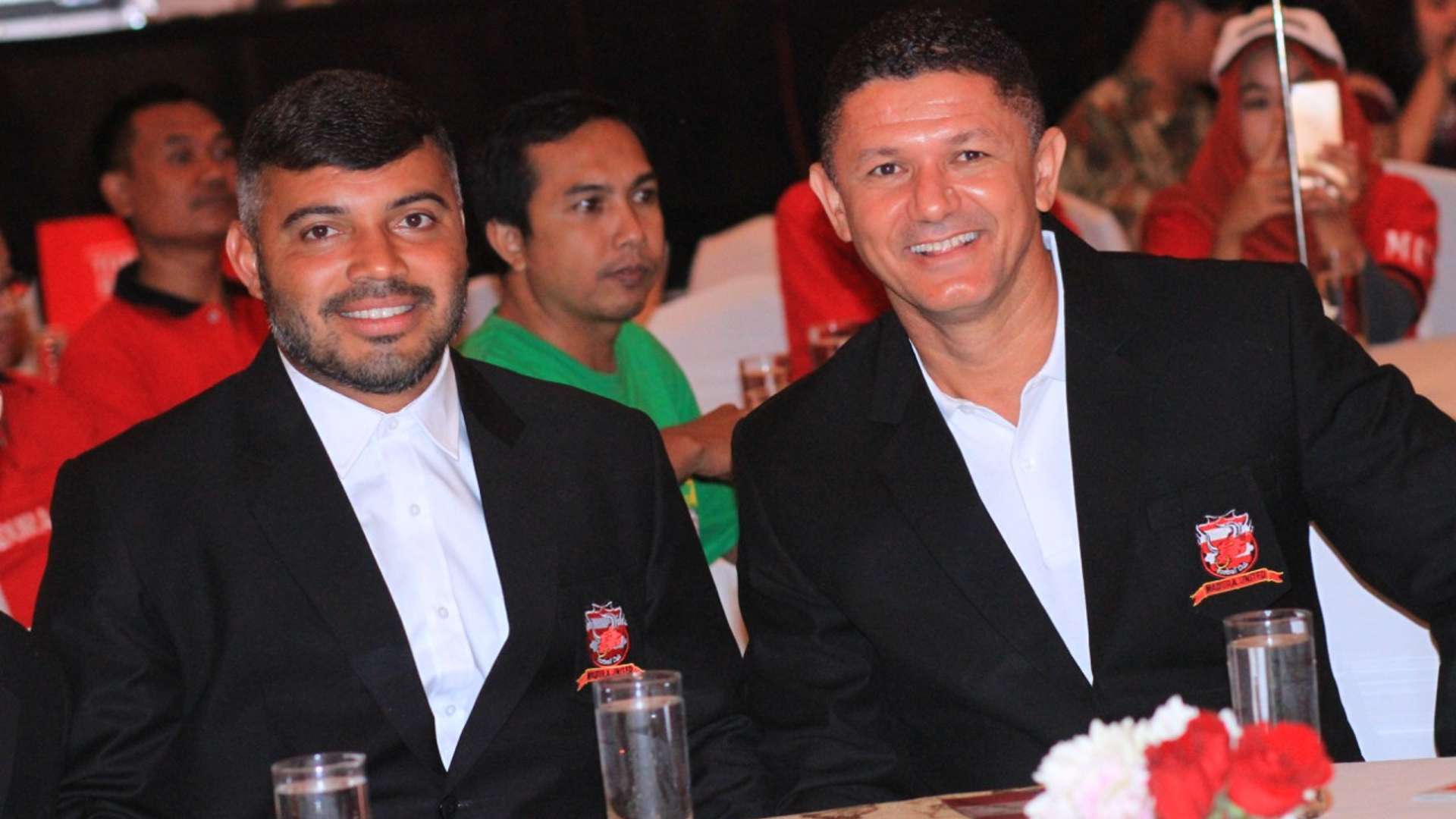 Danilo Fernando & Gomes de Oliveira - Madura United