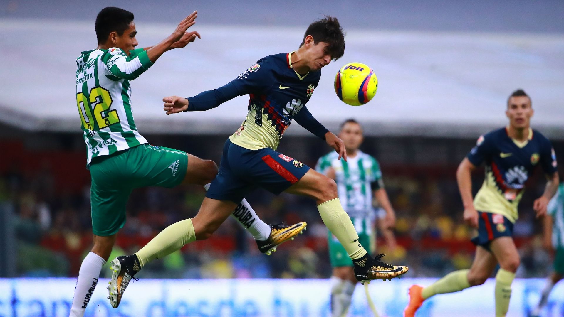 Carlos Orrantia América