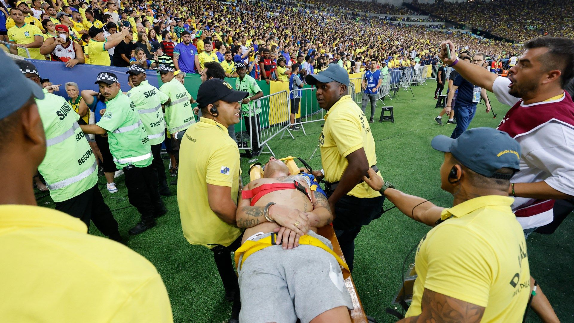 Argentina fan injured at Maracana