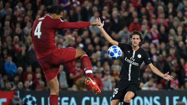 Virgil van Dijk Liverpool v PSG
