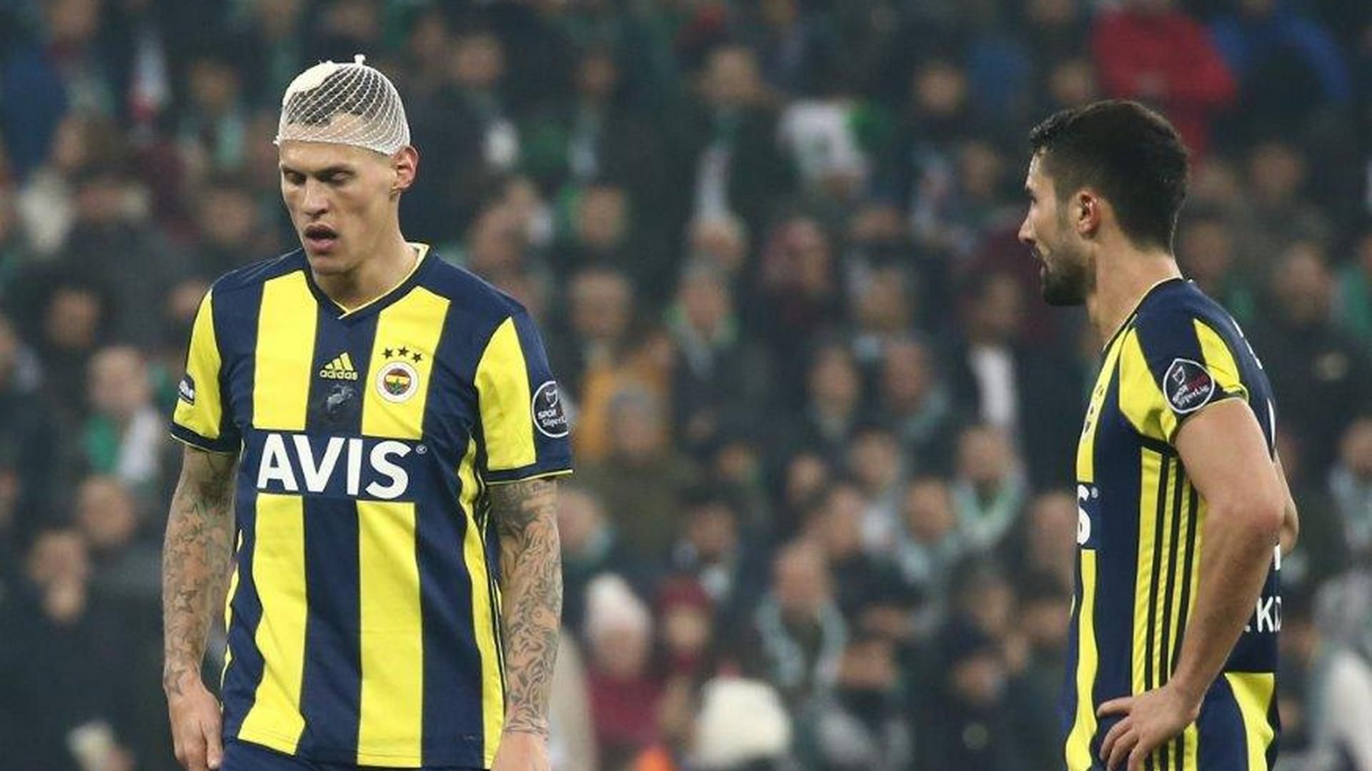 Martin Skrtel Hasan Ali Kaldirim Fenerbahce