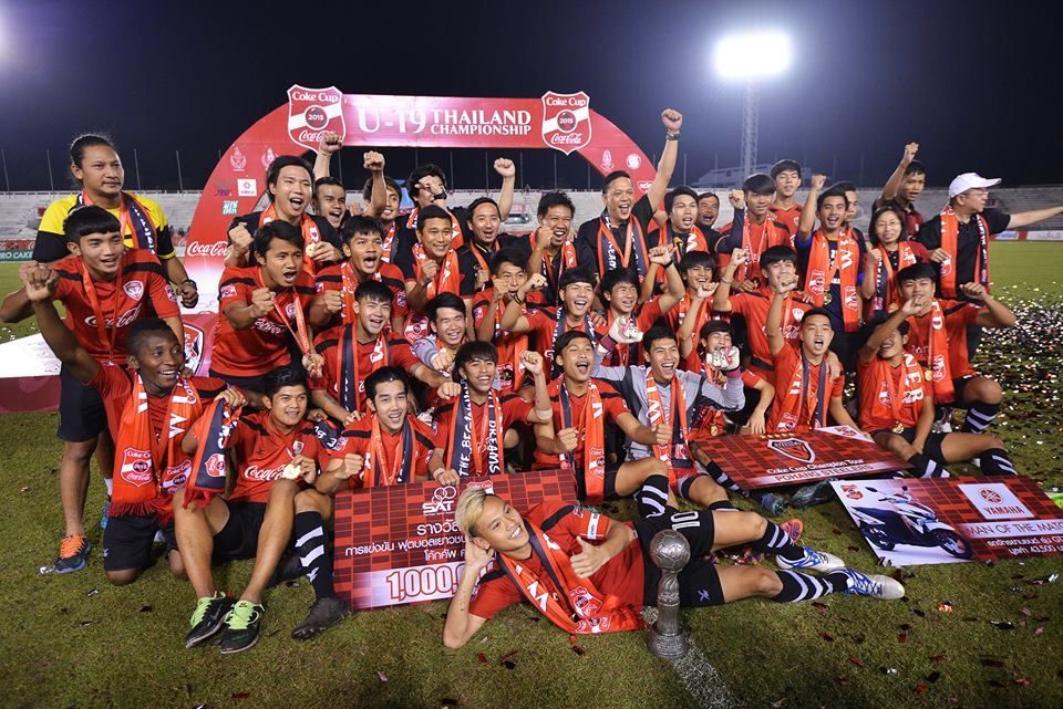 IN PICTURES - โค้ก คัพ 2015