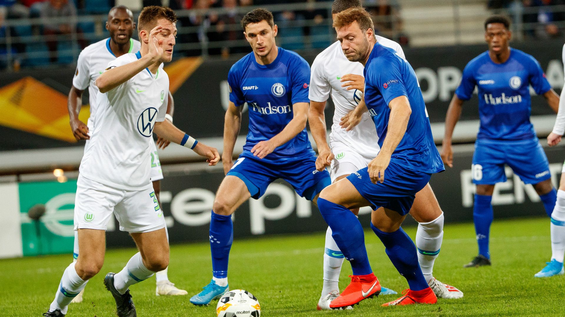 ROBIN KNOCHE WOLFSBURG LAURENT DEPOITRE GENT EUROPA LEAGUE 24102019