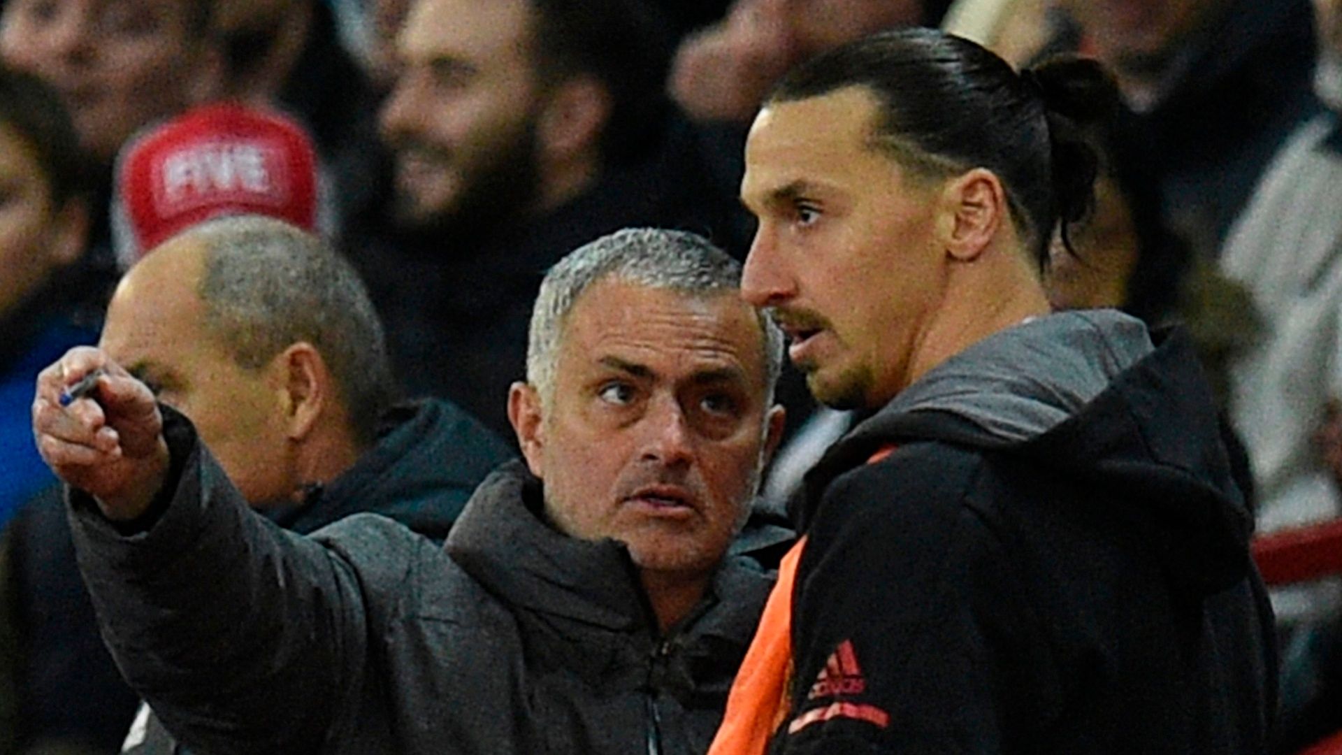 2017-12-09 Ibrahimovic Mourinho