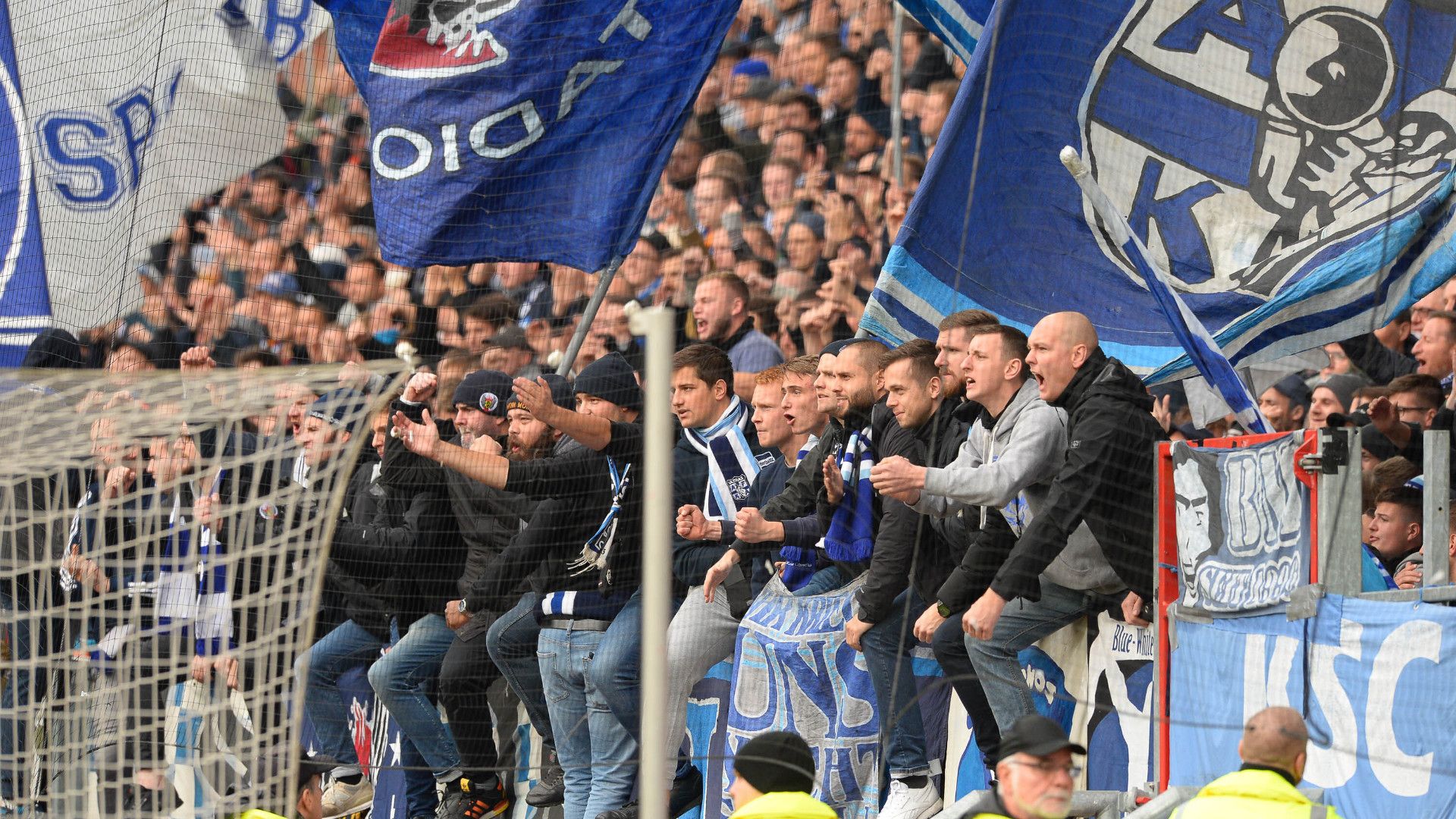 Karlsruher SC Fans 02112019