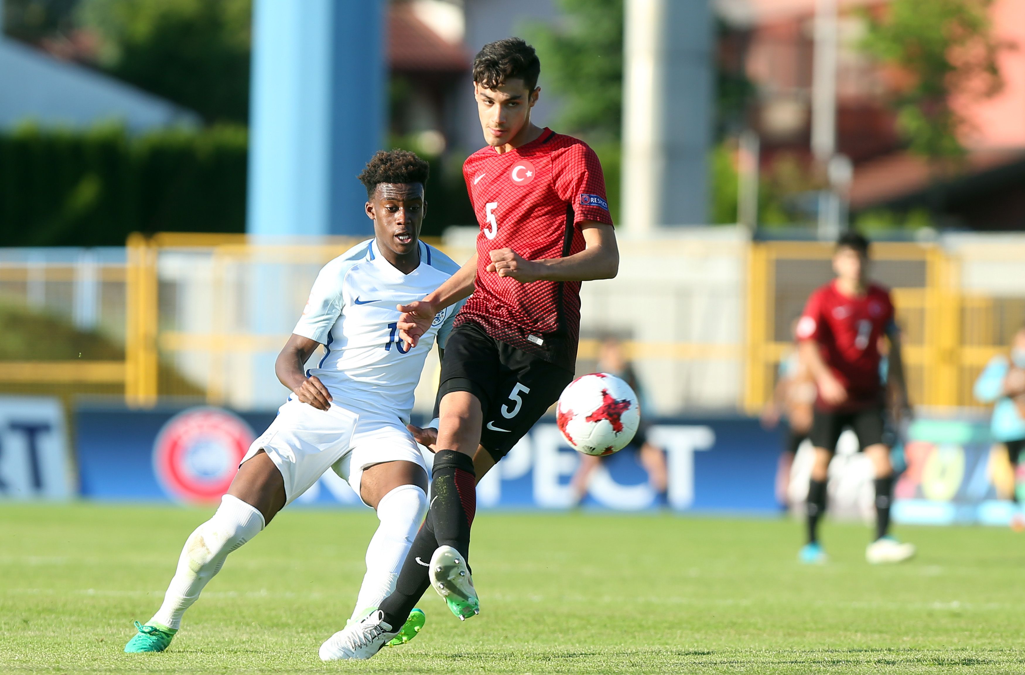 Ozan Kabak Turkey U17 vs. England U17 17/05/16