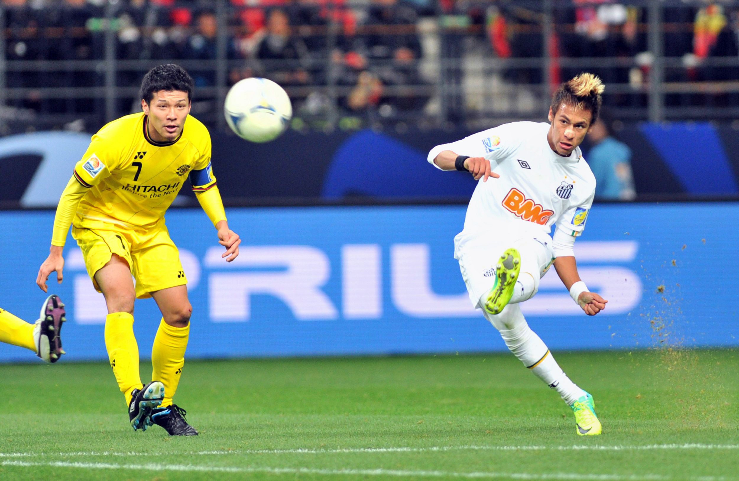 Hidekazu Otani & Neymar - Kashiwa Reysol v Santos