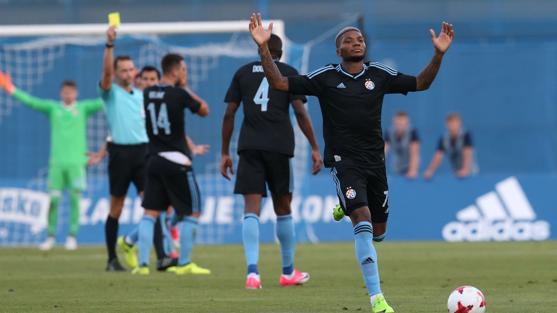 Dinamo Skenderbeu Fernandes 17082017 Uefa European League