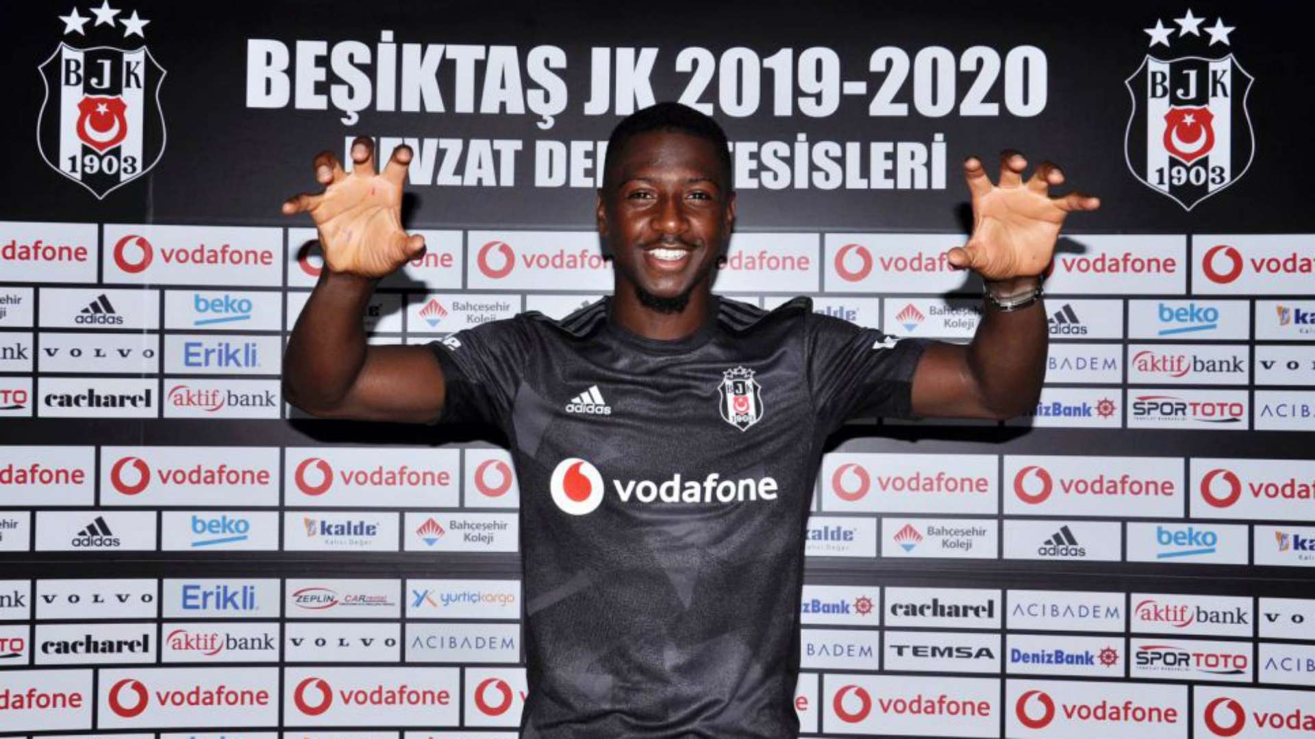 Abdoulay Diaby Besiktas Imza 09022019