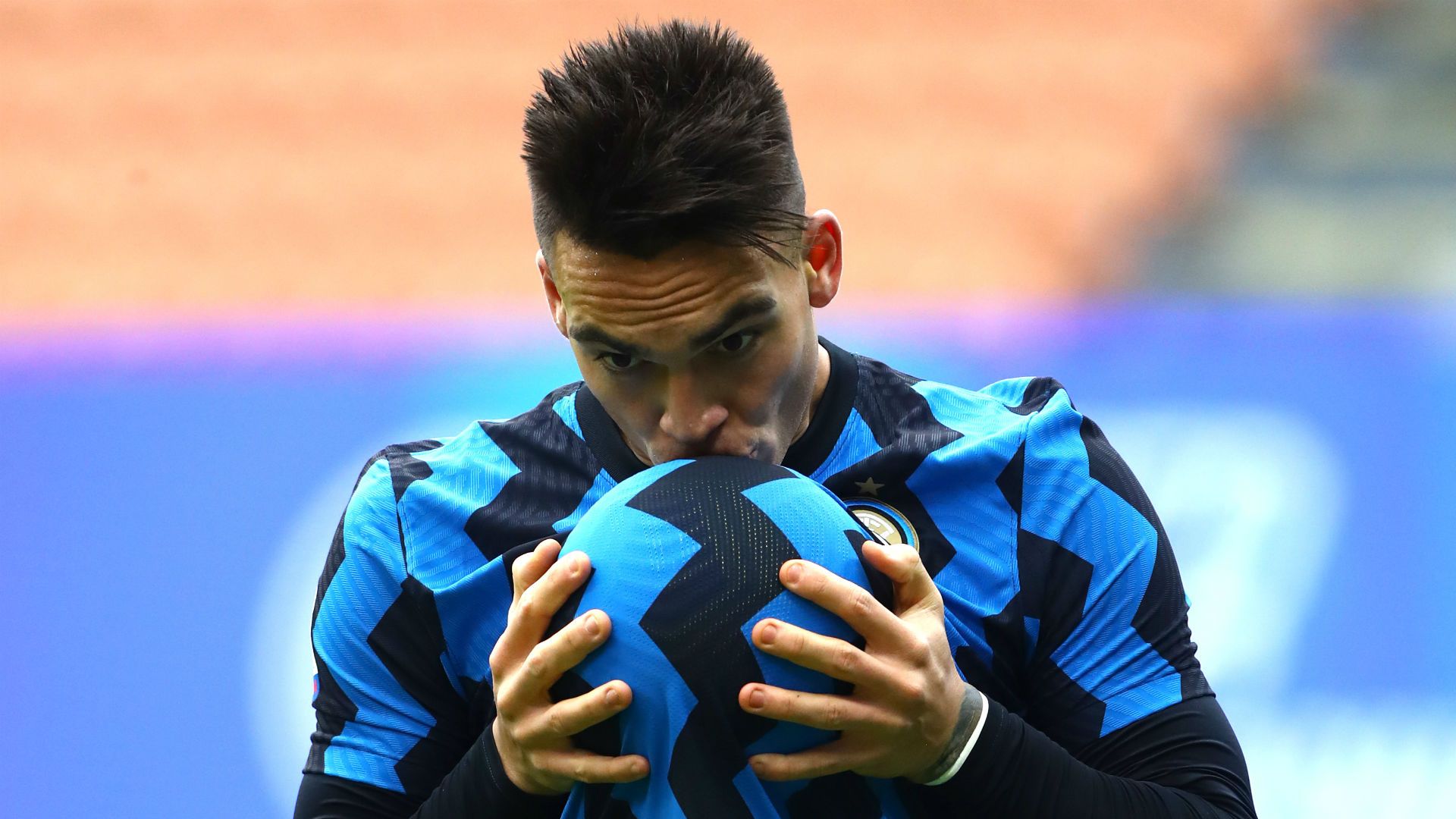 Lautaro Martinez Inter Crotone Serie A