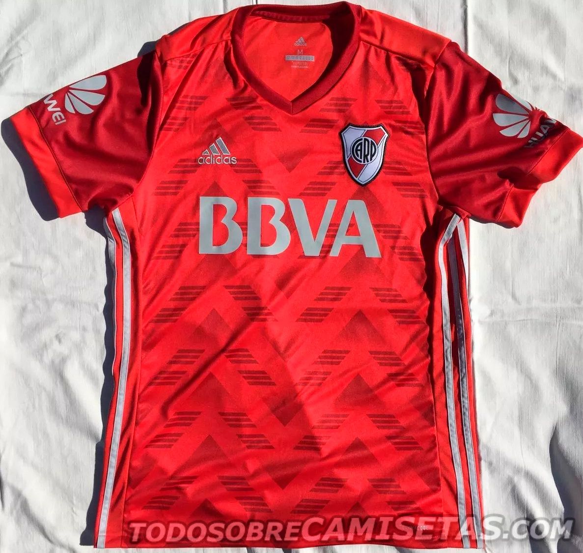 Nueva camiseta River 21042017