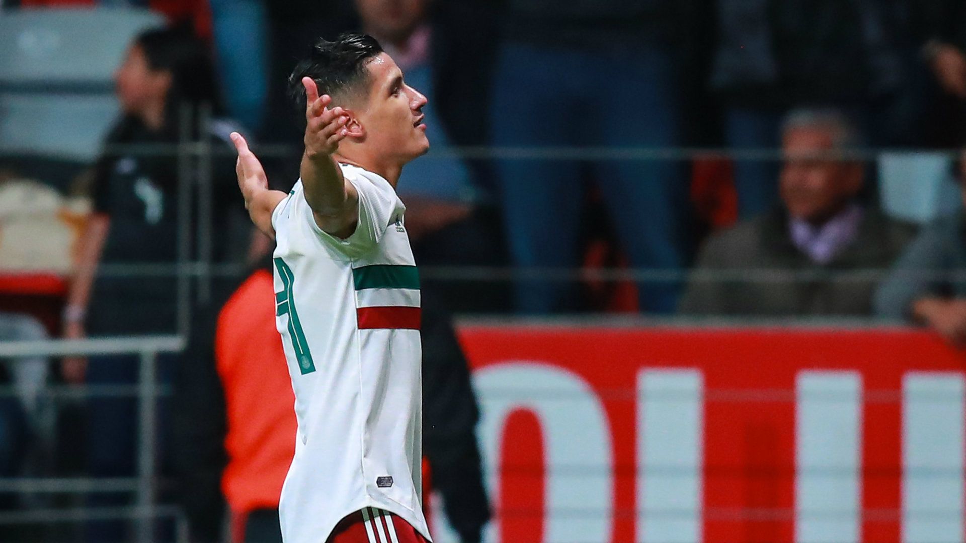 Uriel Antuna Selección