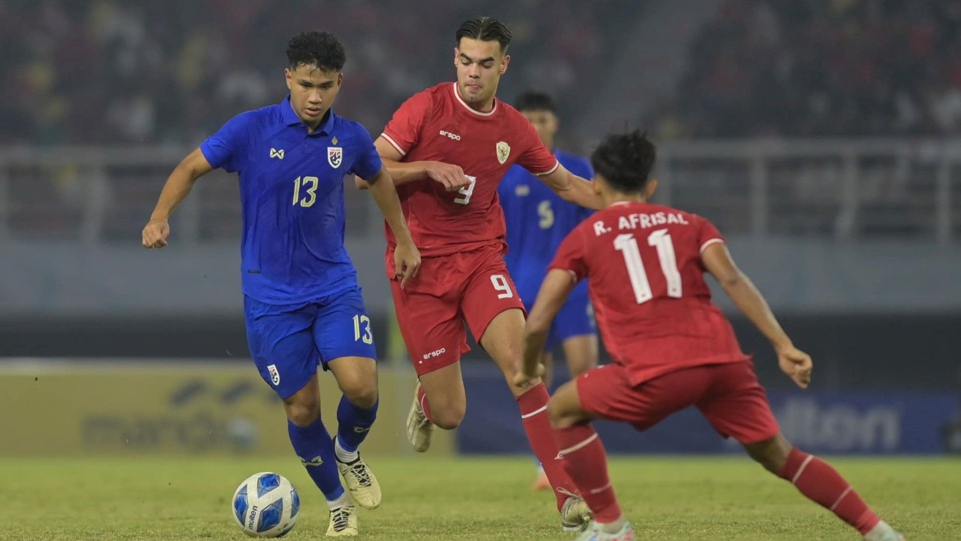 Shiradani Phosri & Jens Raven - Thailand U-19 vs Timnas Indonesia U-19